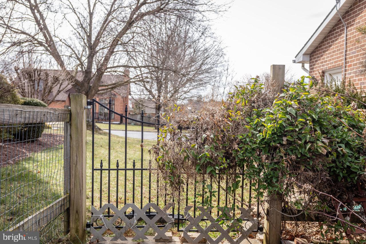 BELMONT ESTATES - Residential