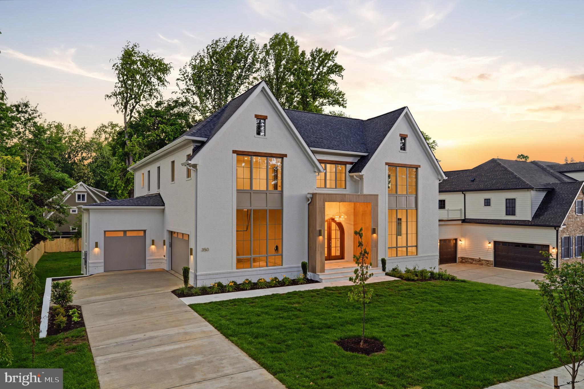 VIENNA WOODS - Residential
