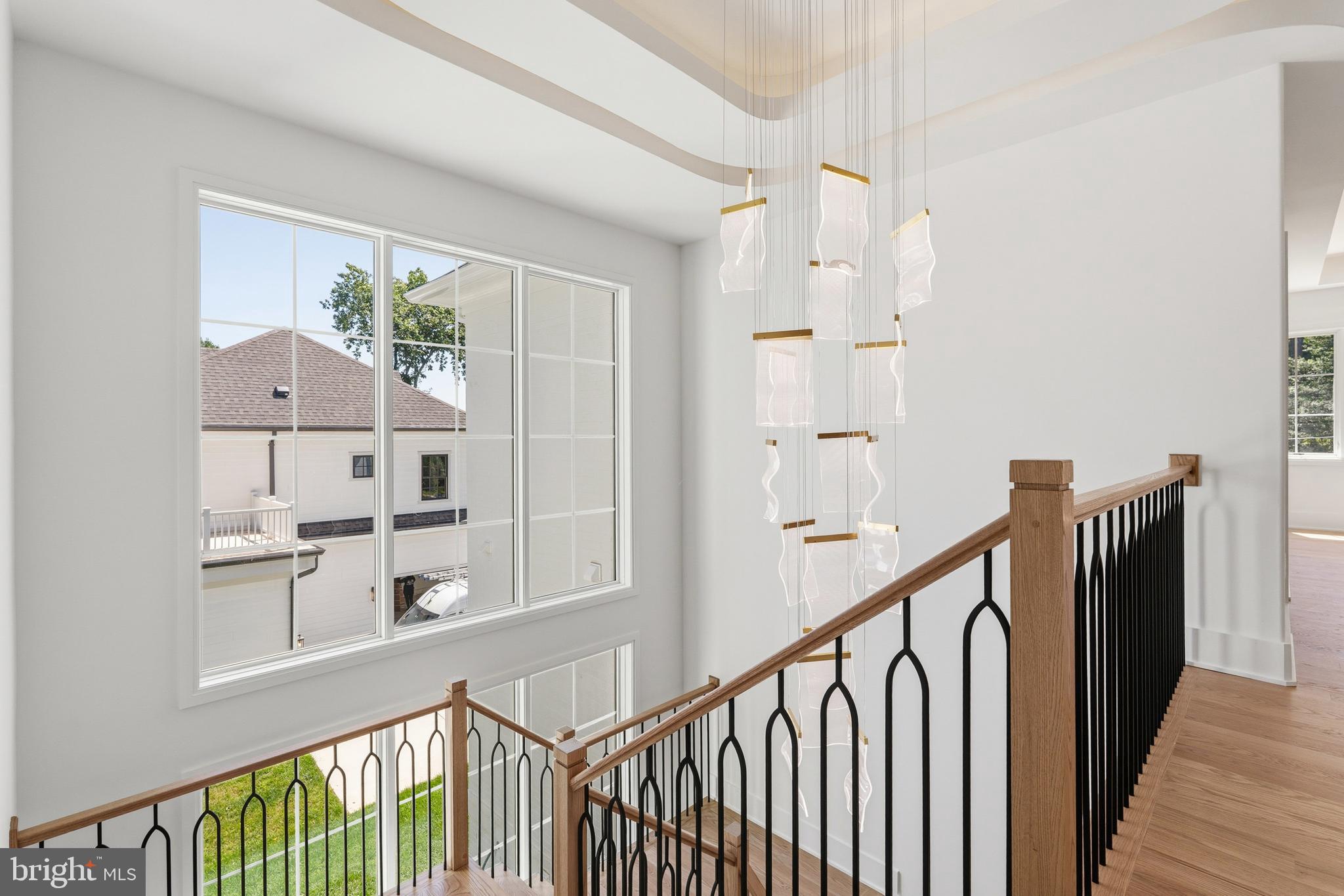 VIENNA WOODS - Residential