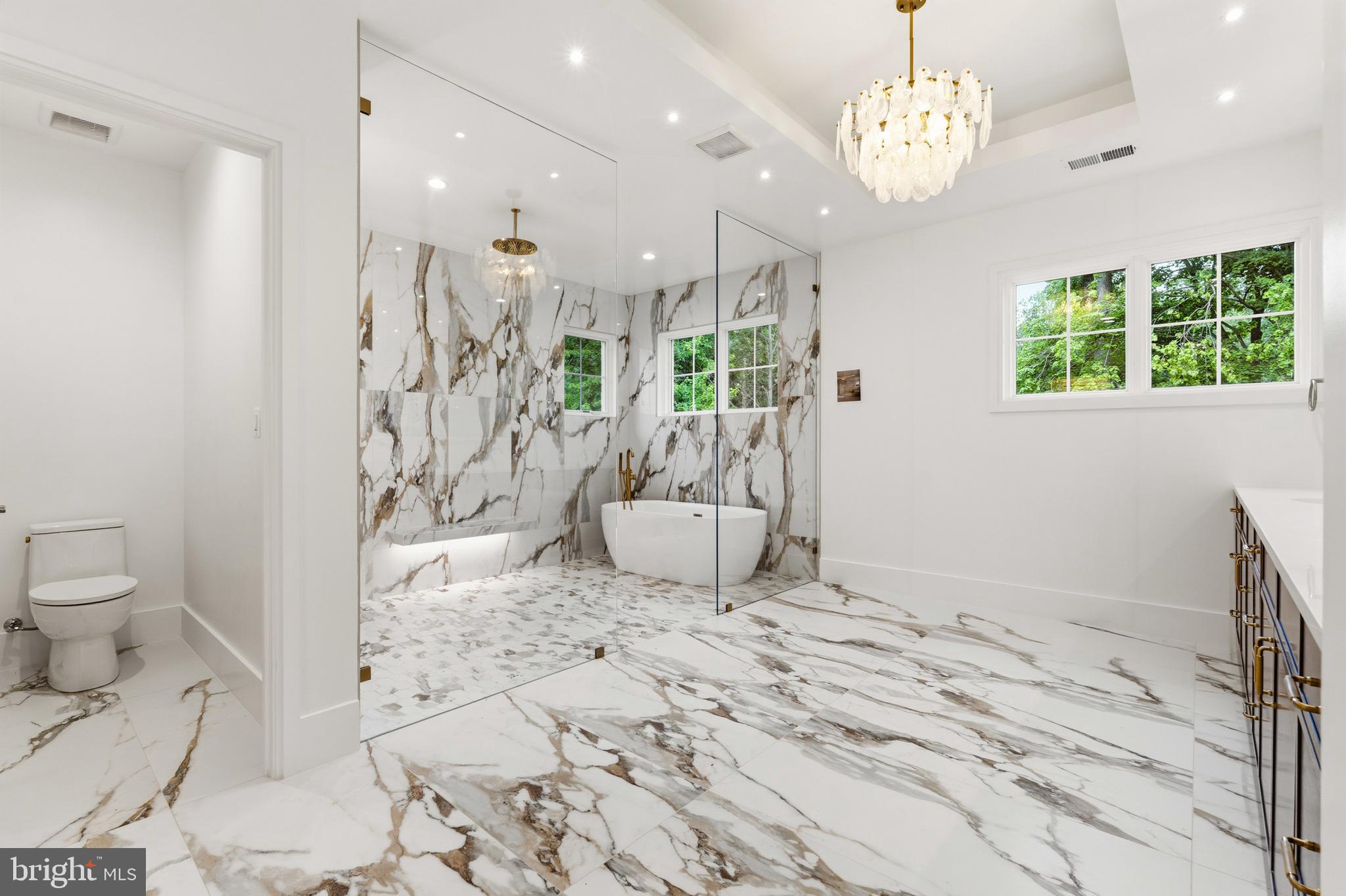VIENNA WOODS - Residential