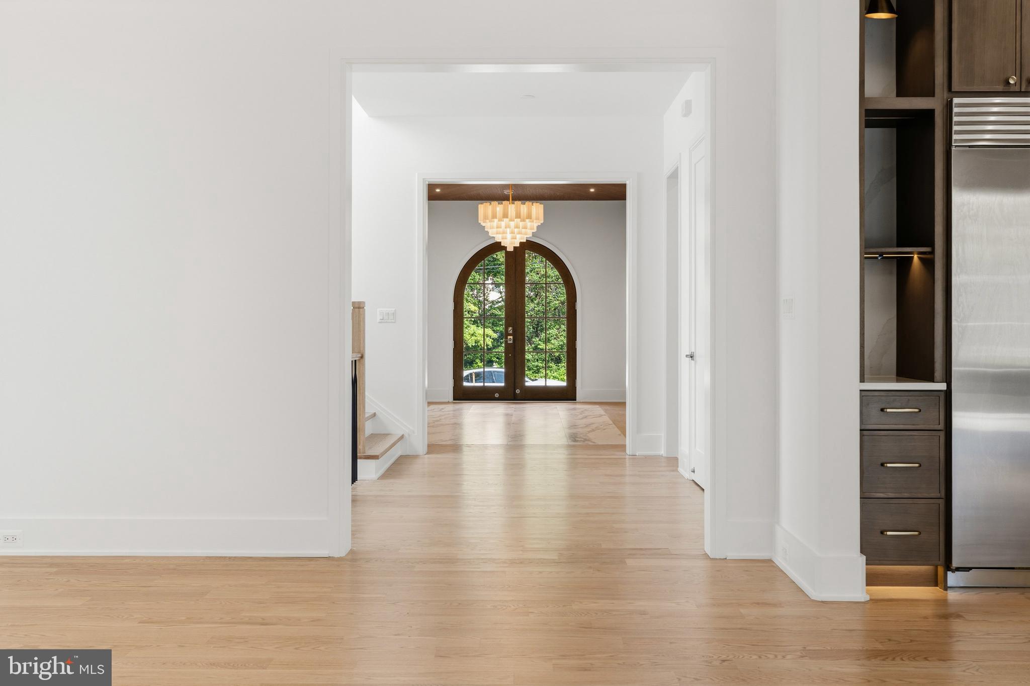VIENNA WOODS - Residential