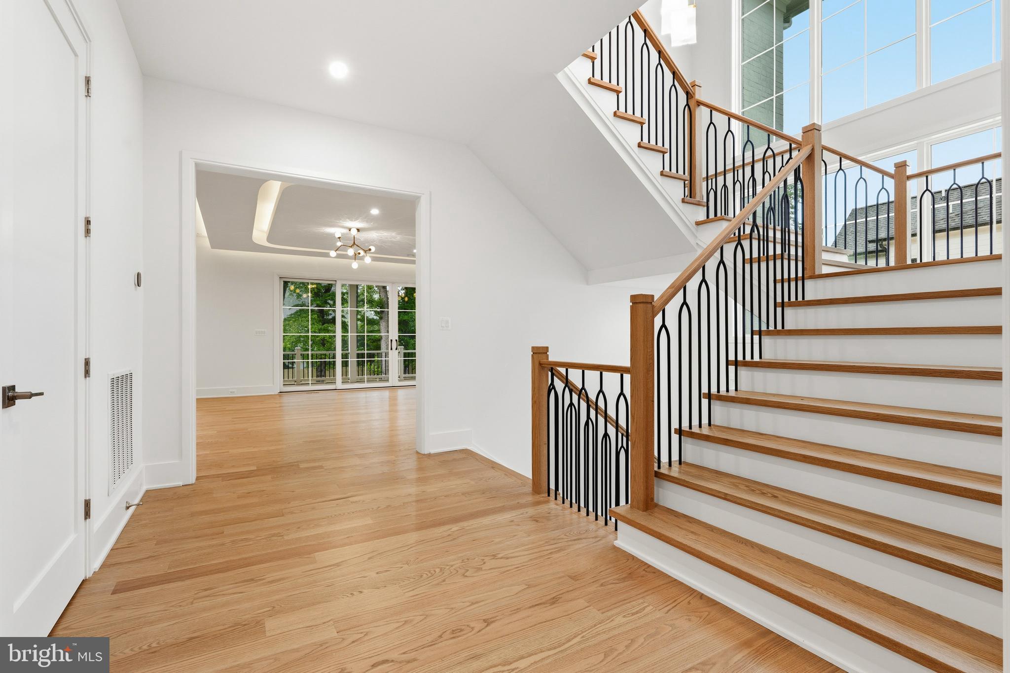 VIENNA WOODS - Residential