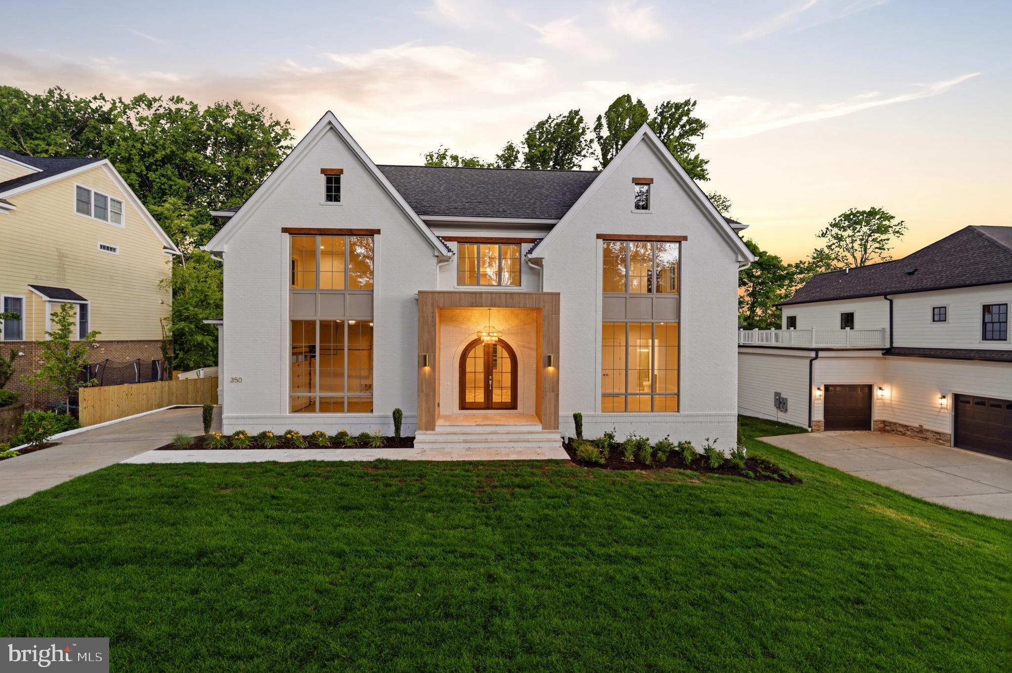 VIENNA WOODS - Residential