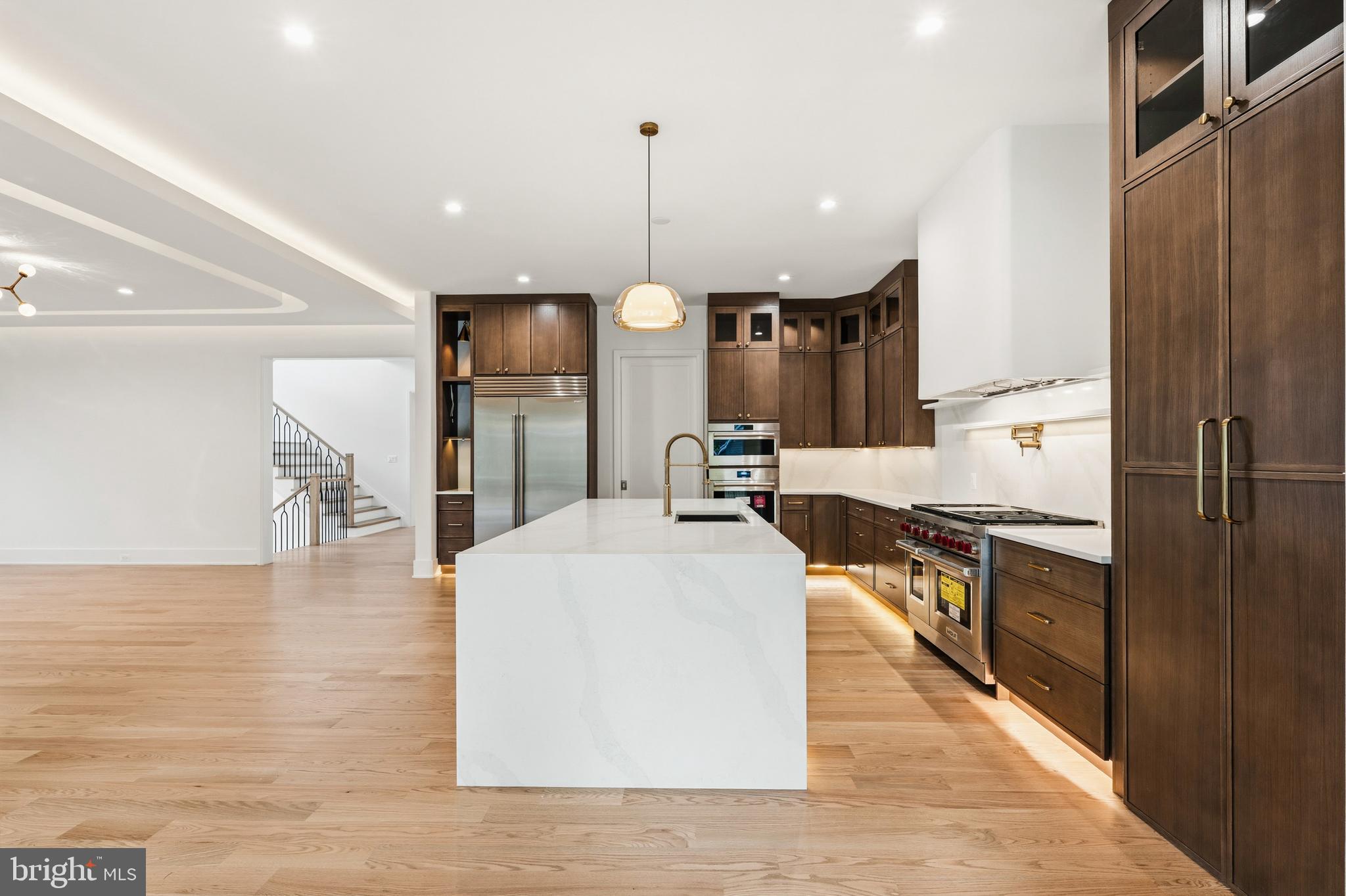 VIENNA WOODS - Residential