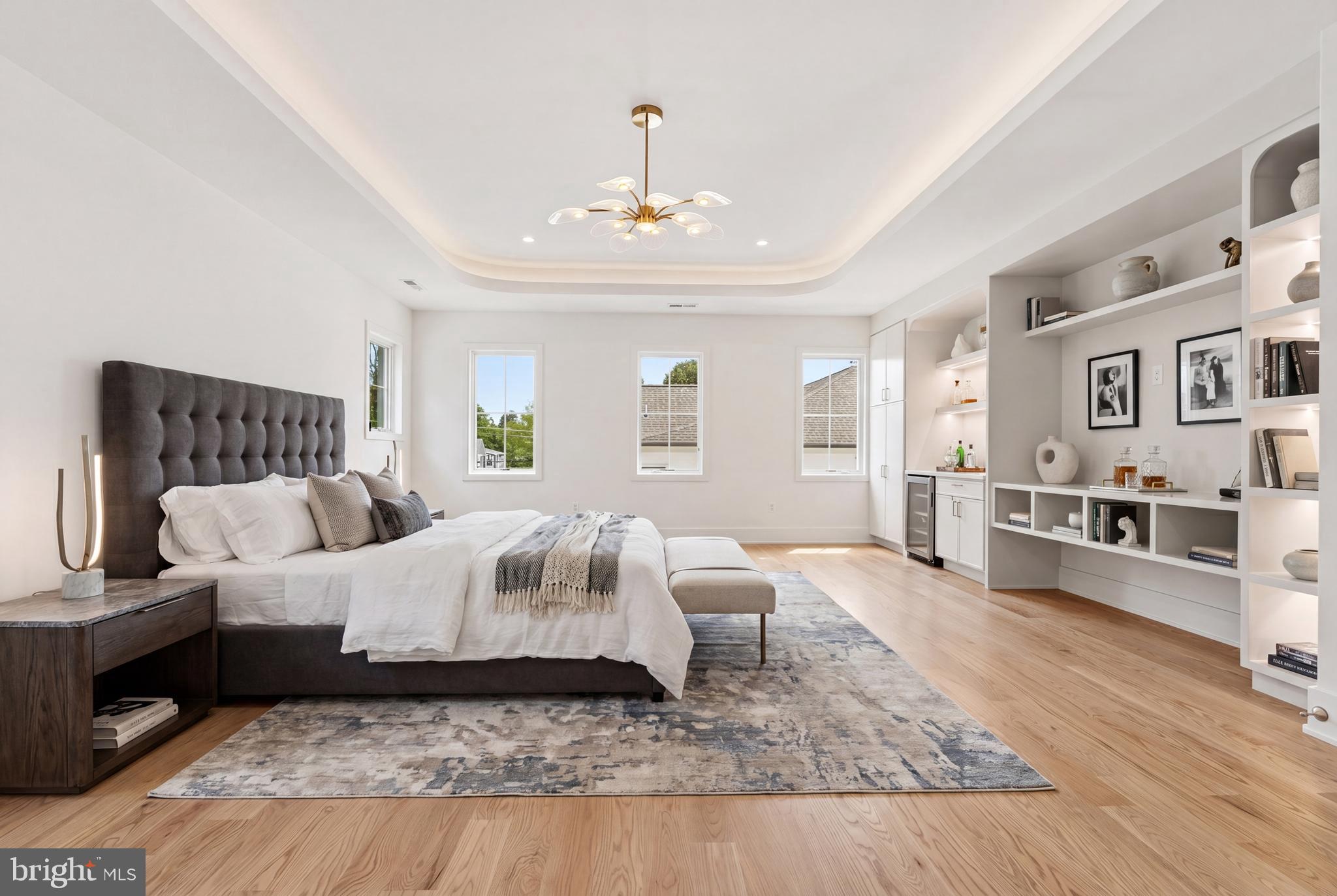 VIENNA WOODS - Residential