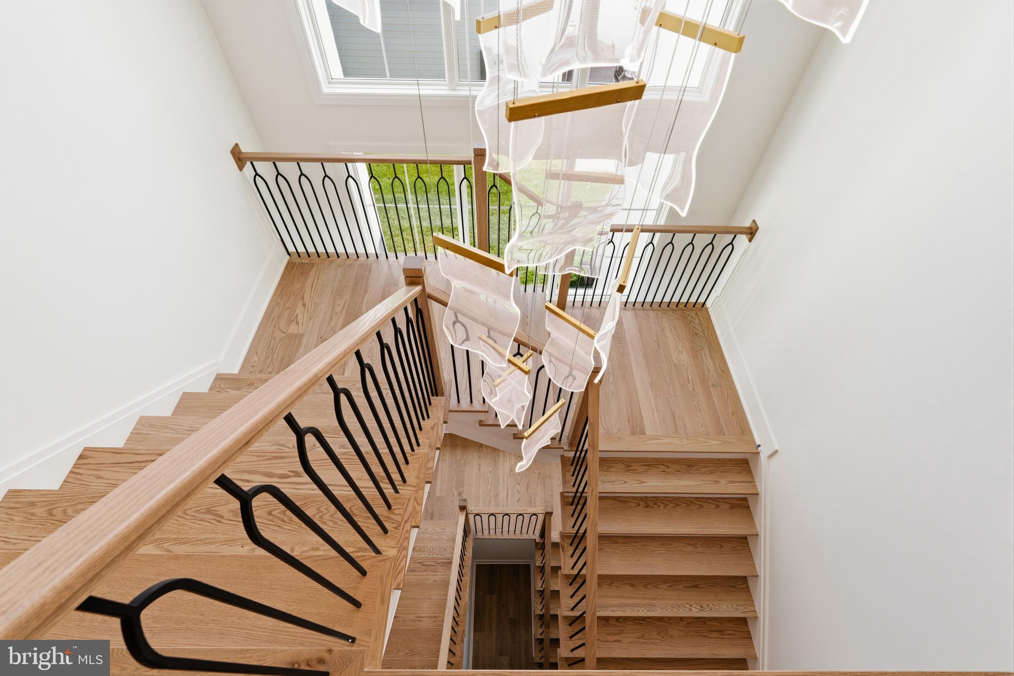 VIENNA WOODS - Residential