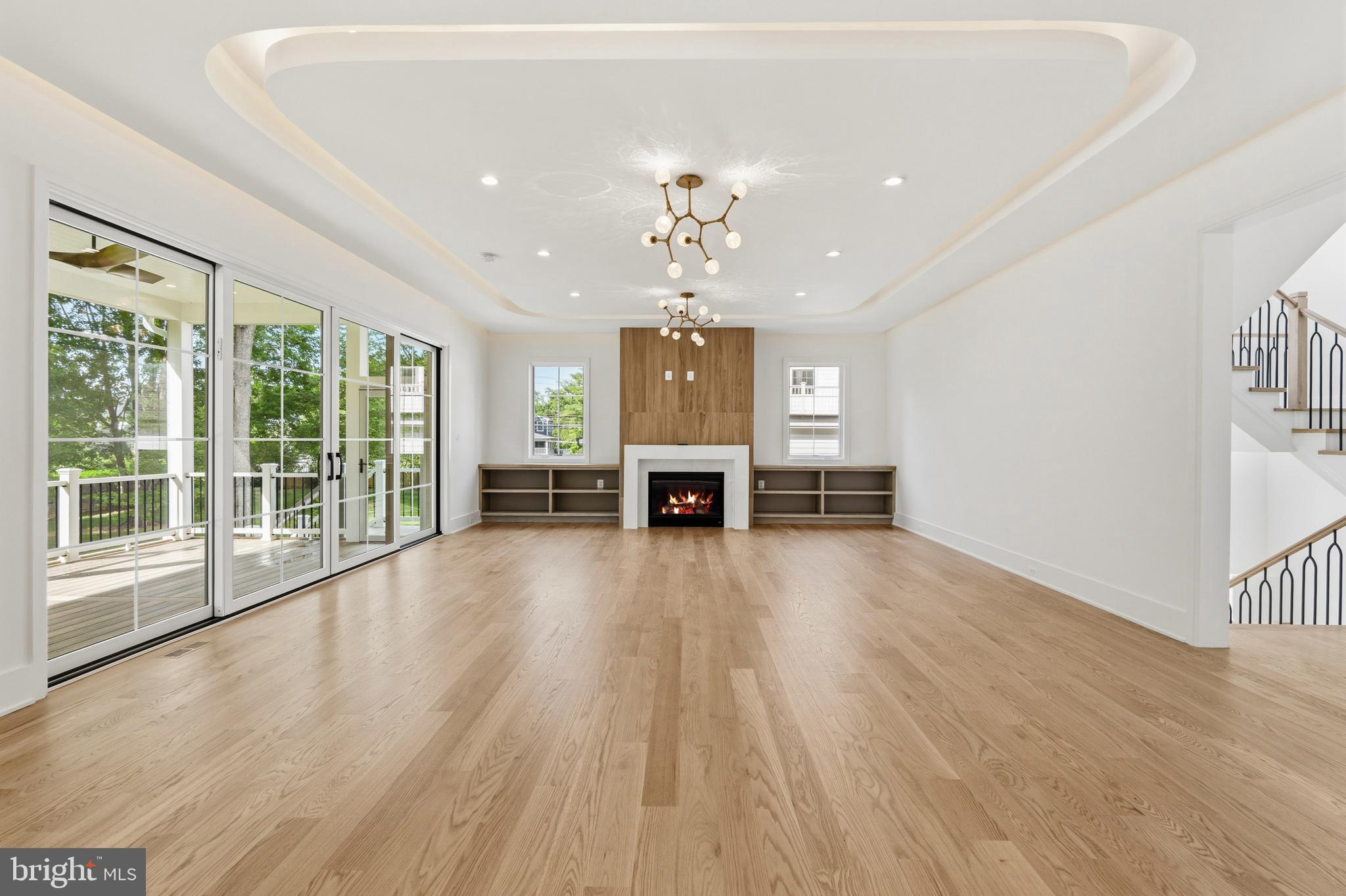 VIENNA WOODS - Residential