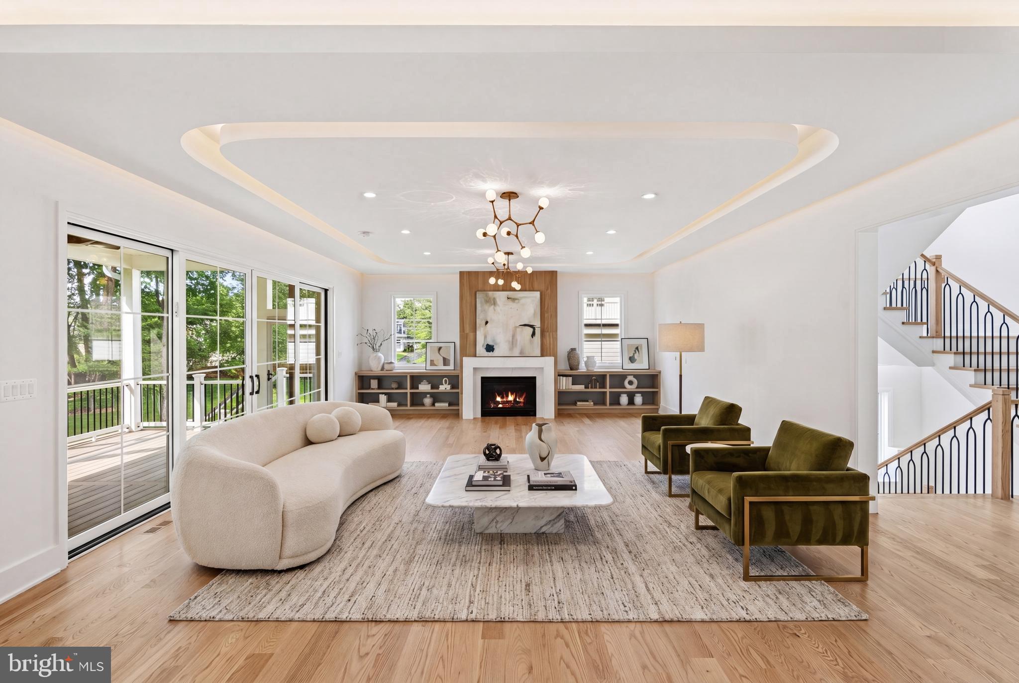 VIENNA WOODS - Residential
