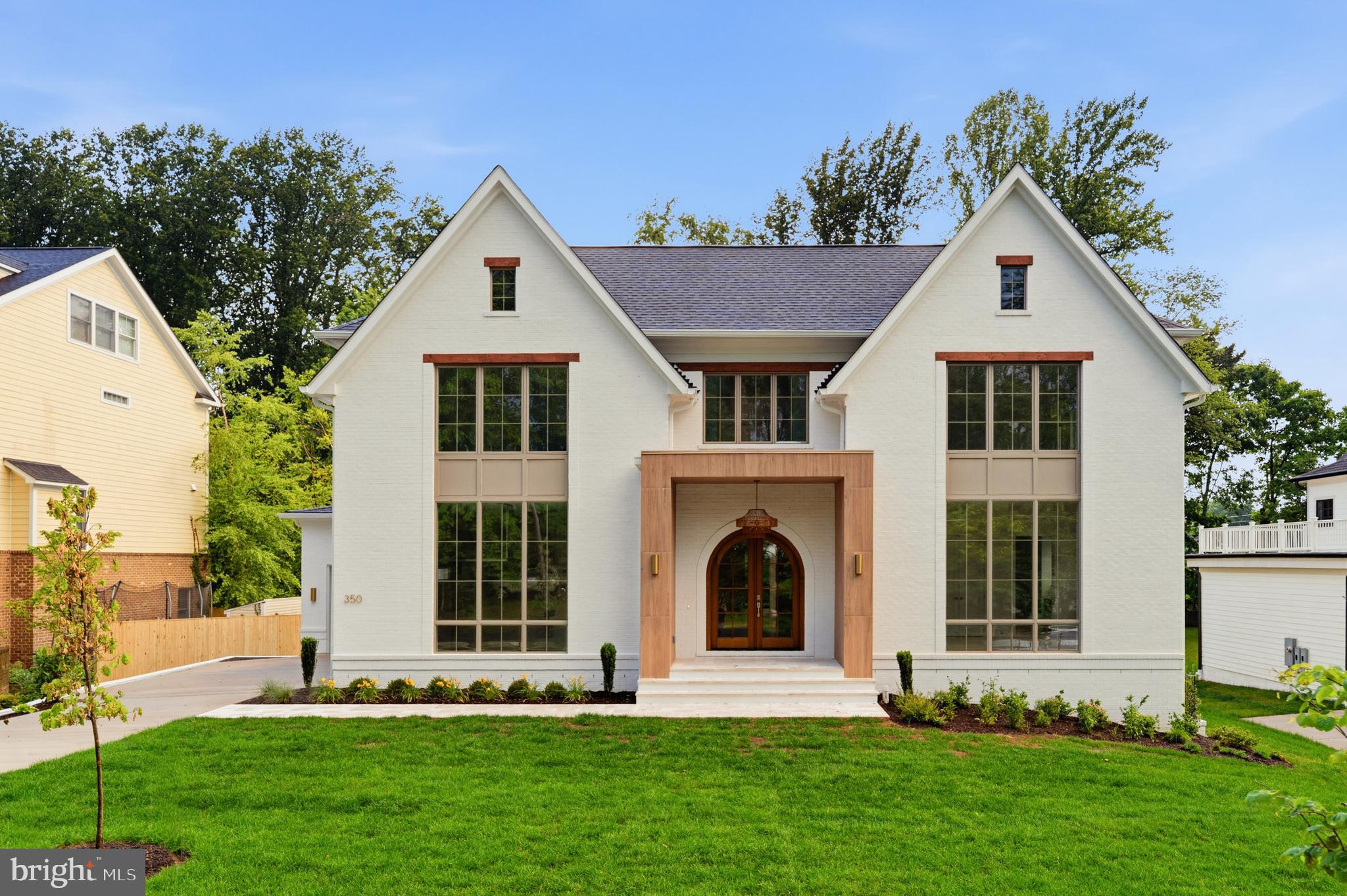 VIENNA WOODS - Residential