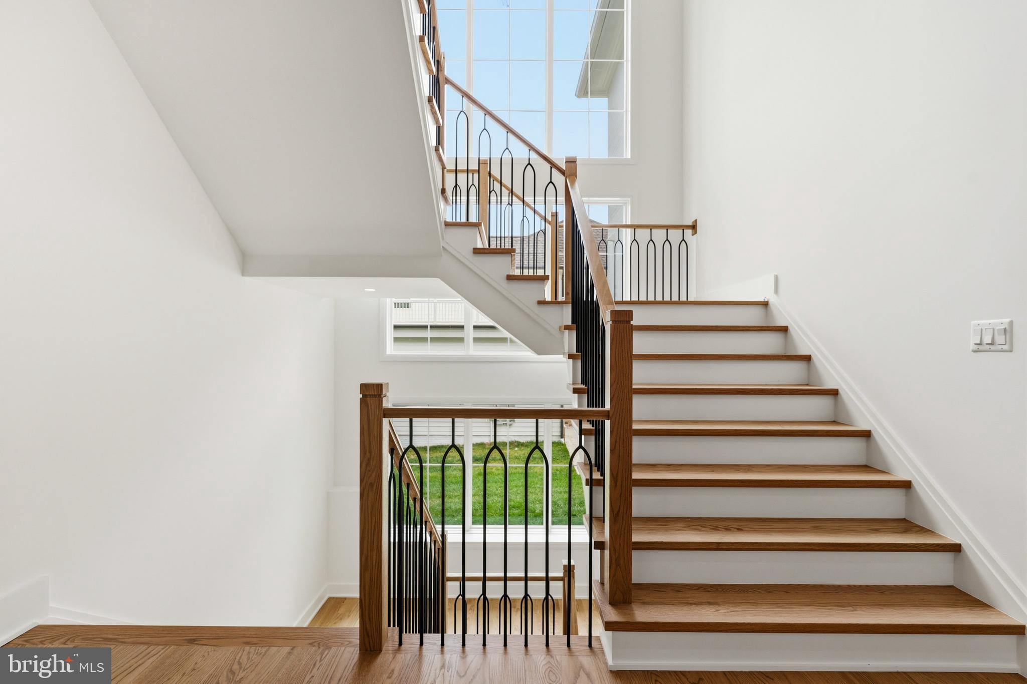 VIENNA WOODS - Residential