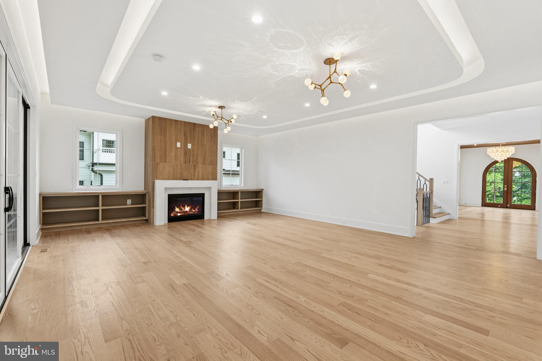 VIENNA WOODS - Residential