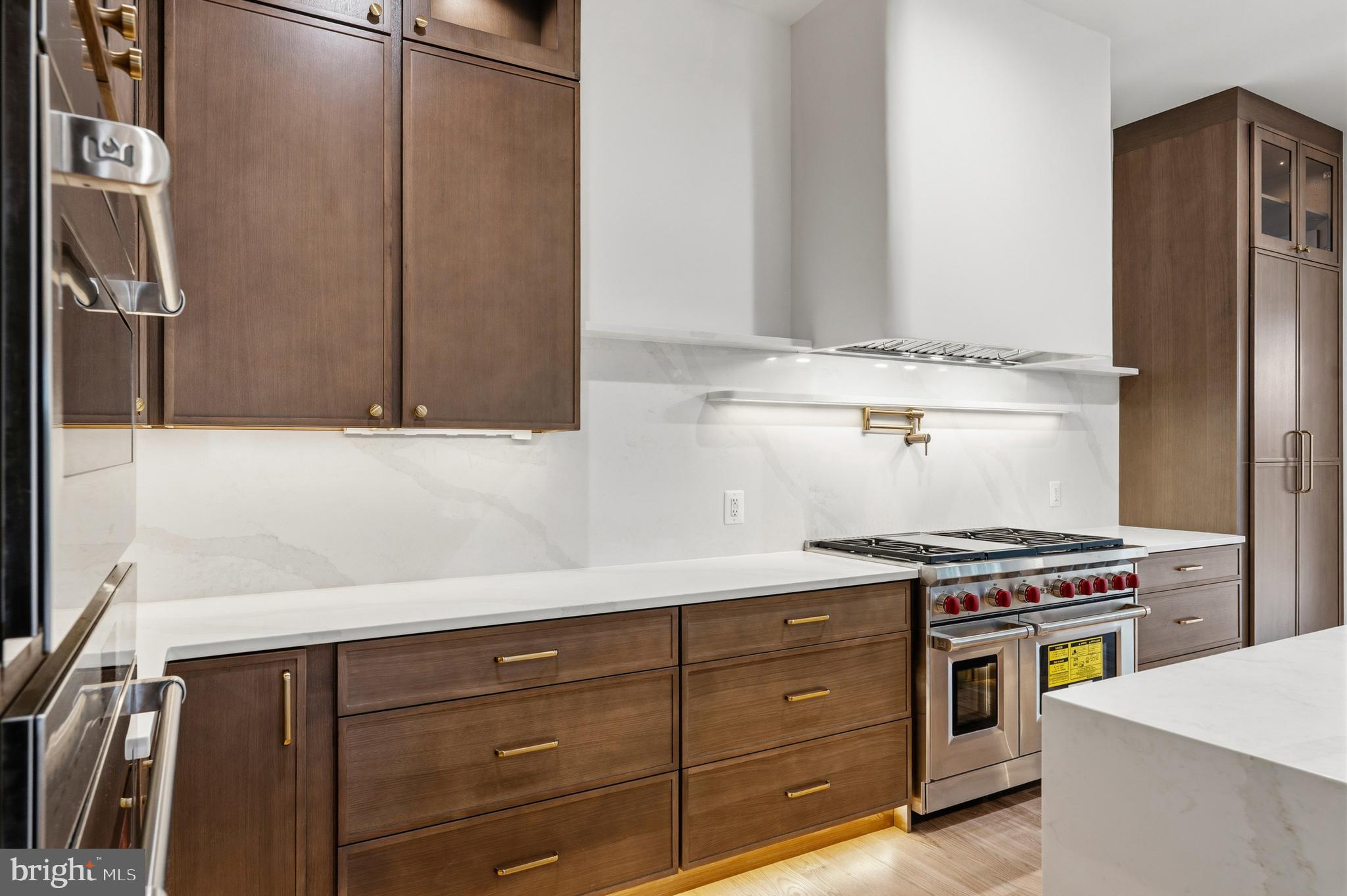 VIENNA WOODS - Residential