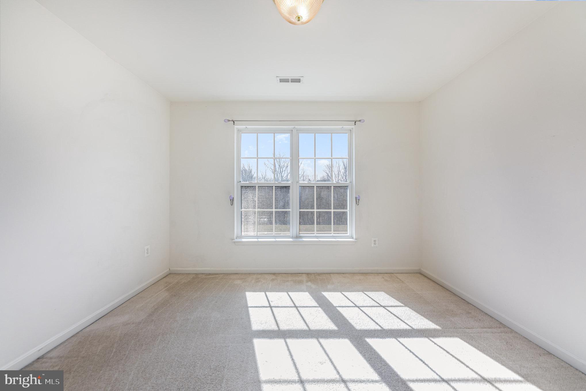 SALEM FIELDS - Residential