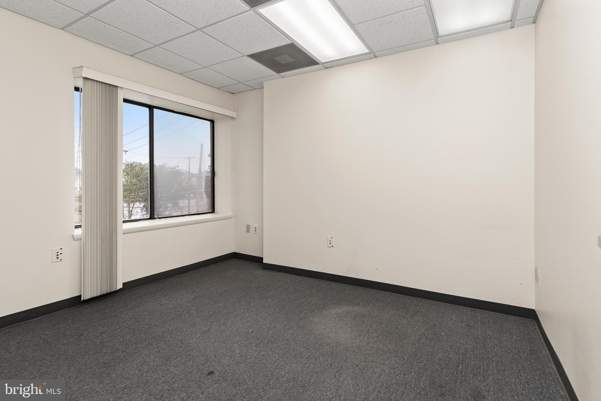 DOWNTOWN HAGERSTOWN - Commercial Sale