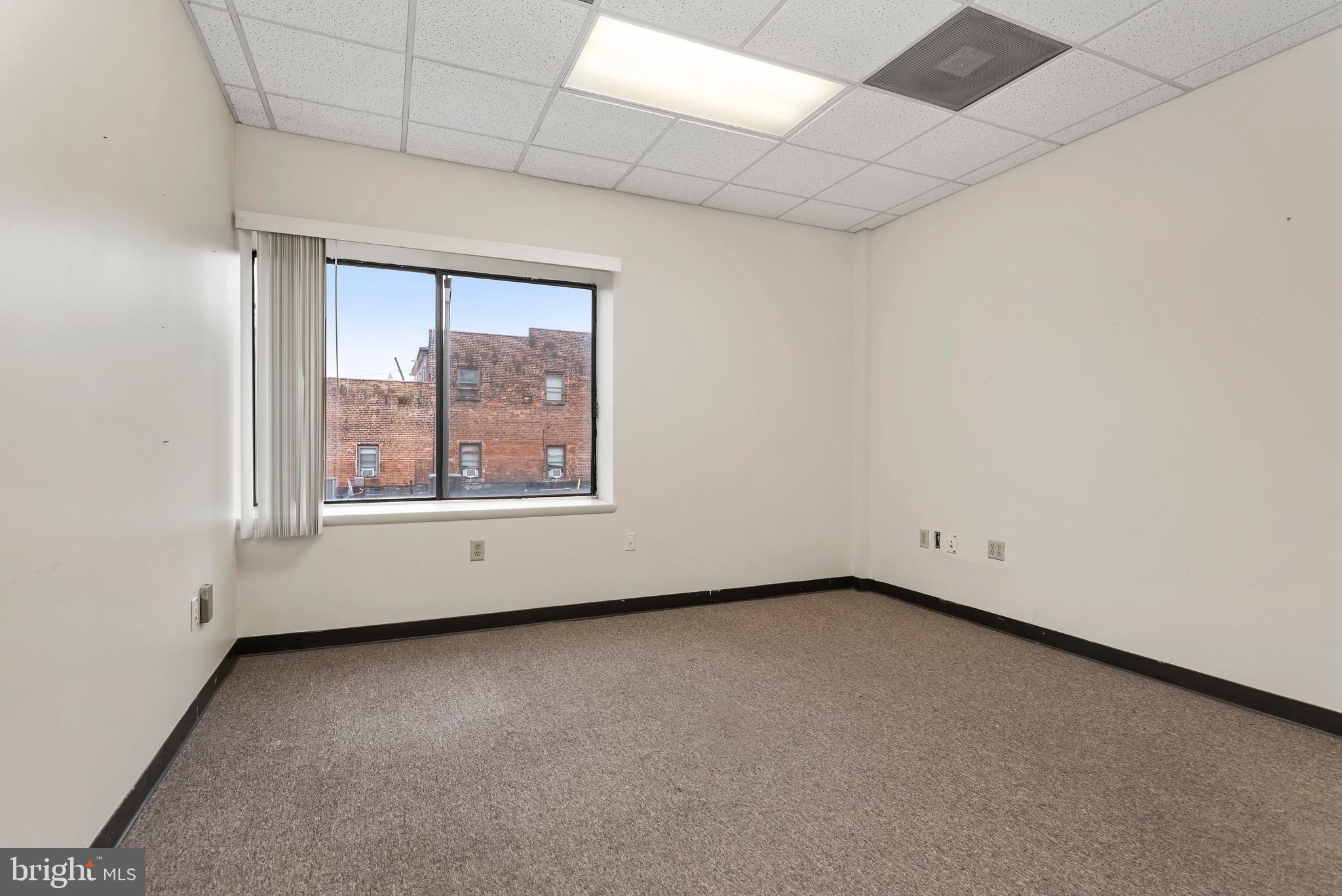 DOWNTOWN HAGERSTOWN - Commercial Sale