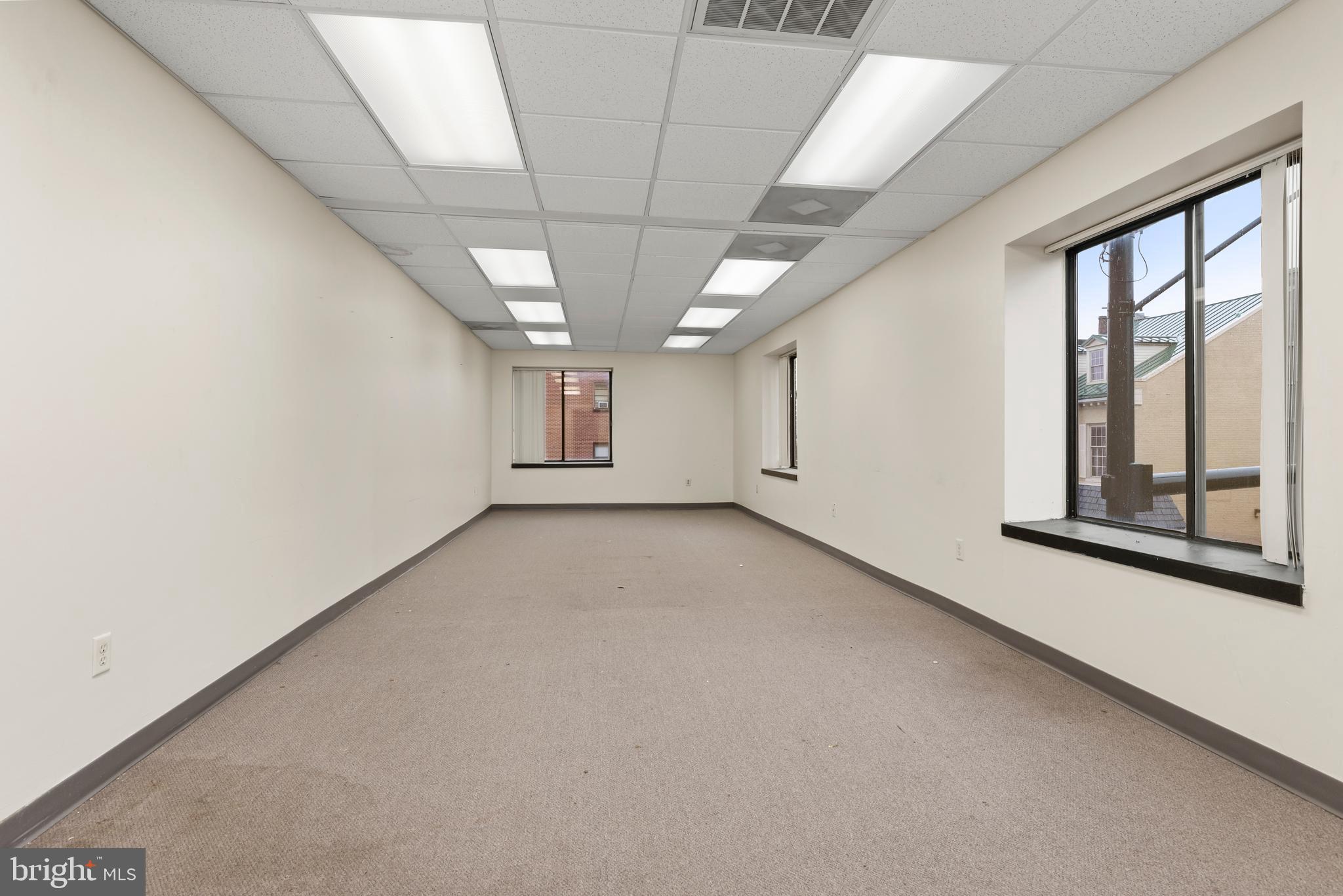 DOWNTOWN HAGERSTOWN - Commercial Sale