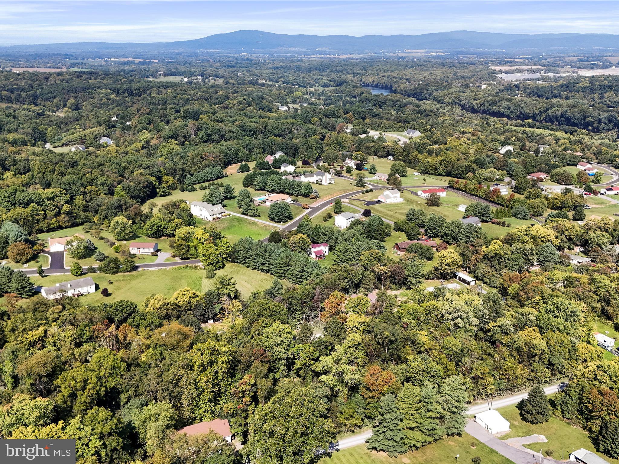 POTOMAC PARK ESTATES - Land