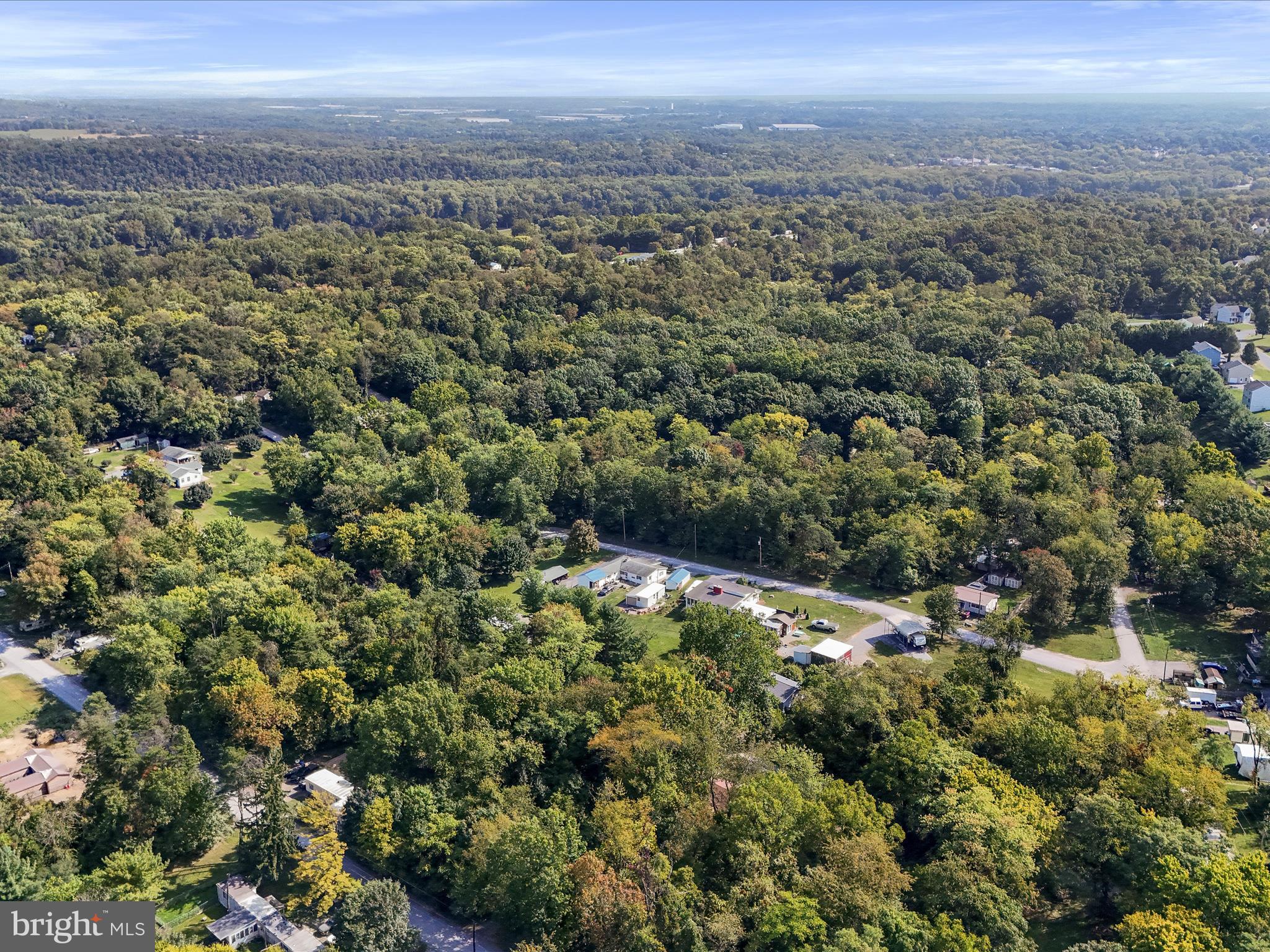 POTOMAC PARK ESTATES - Land