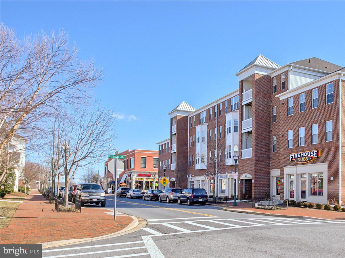 ASHMORE AT GERMANOWN COMMUNITY - Residential