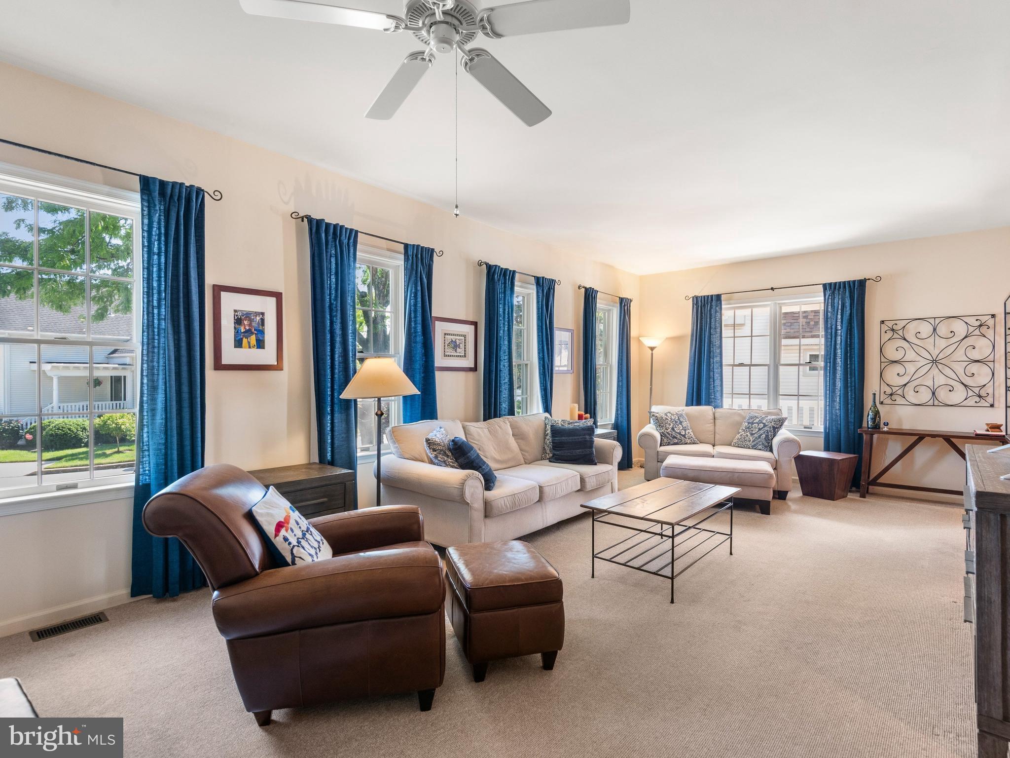 EAGLEVIEW - Residential