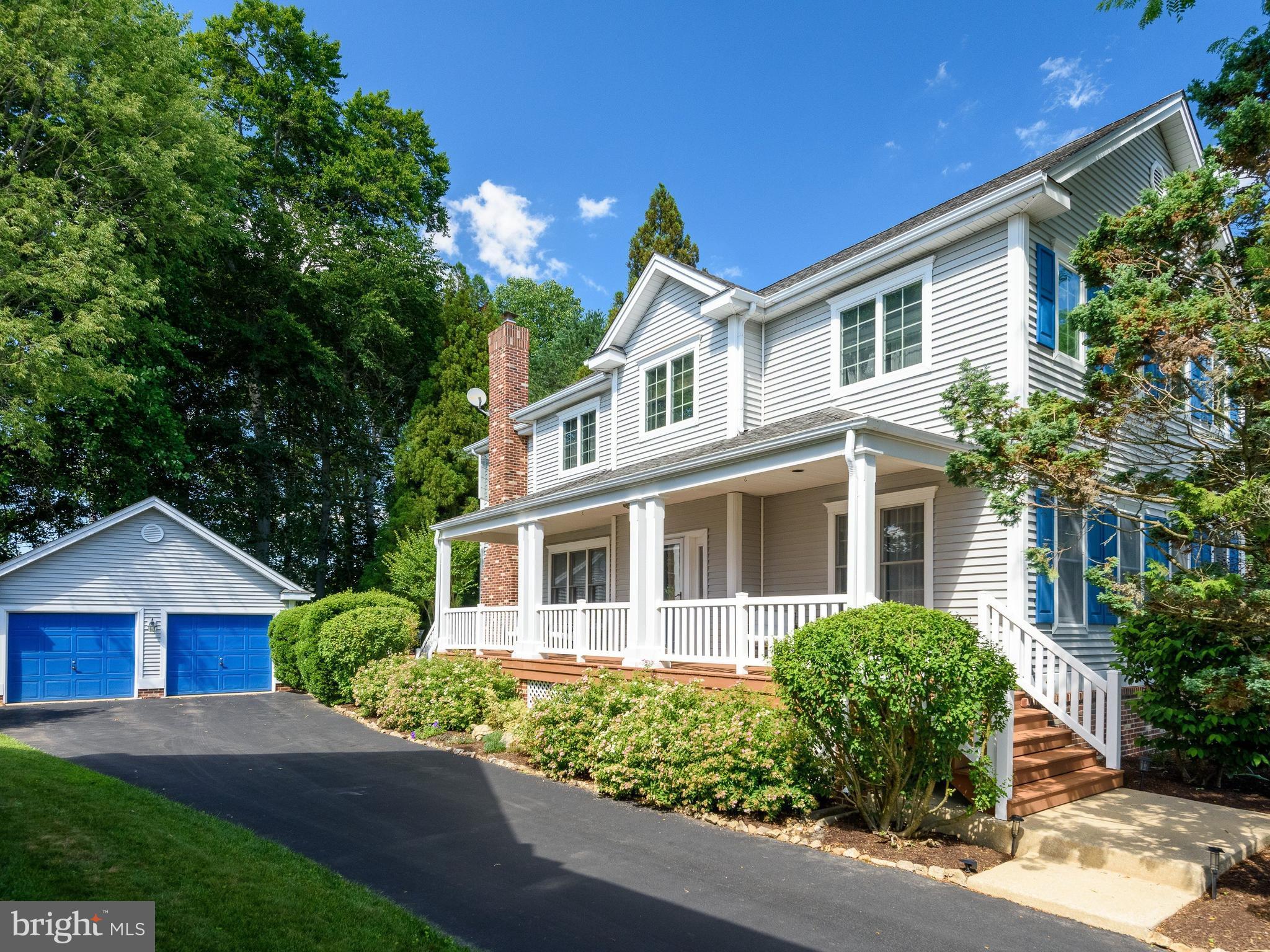 EAGLEVIEW - Residential
