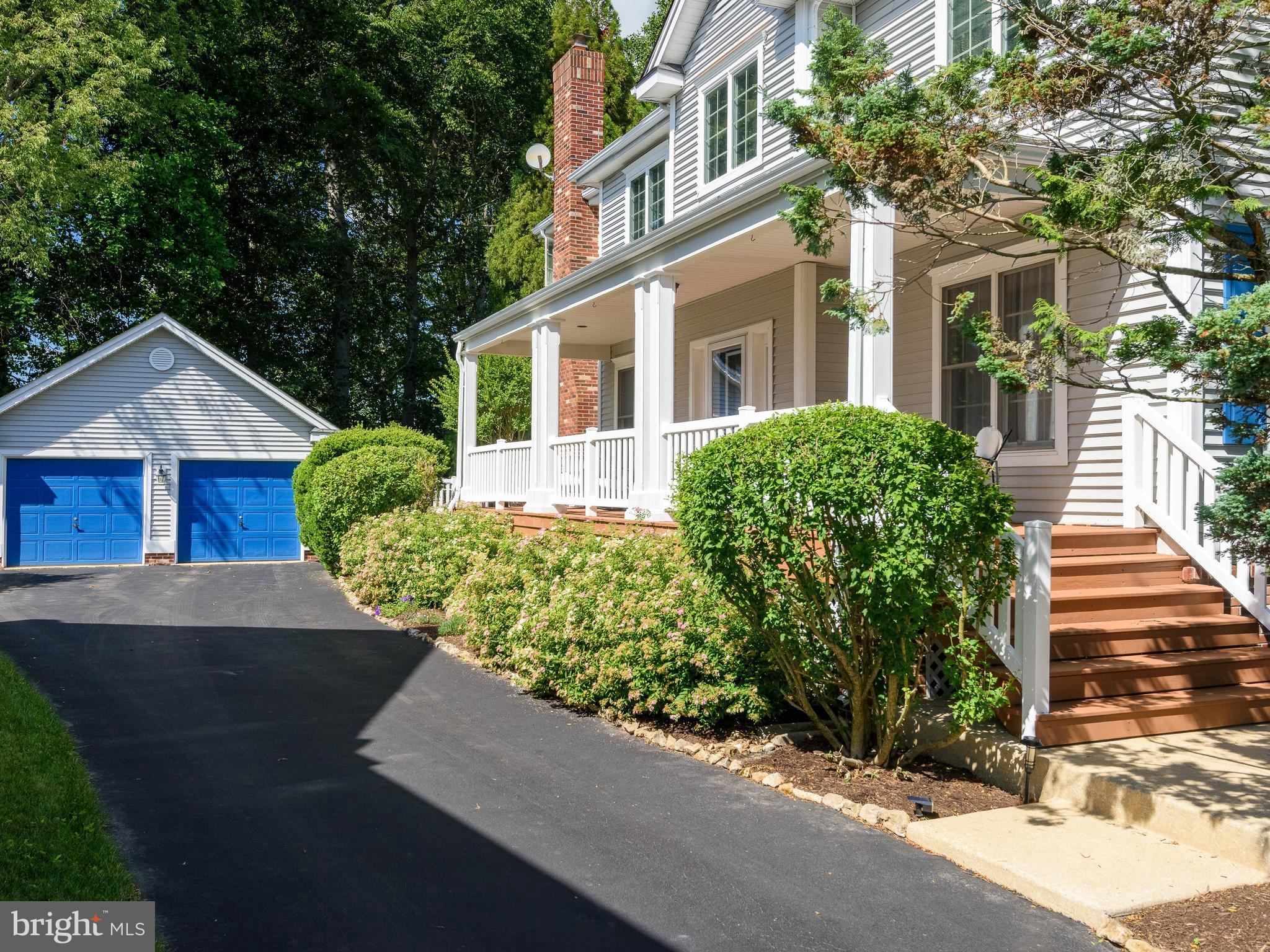 EAGLEVIEW - Residential