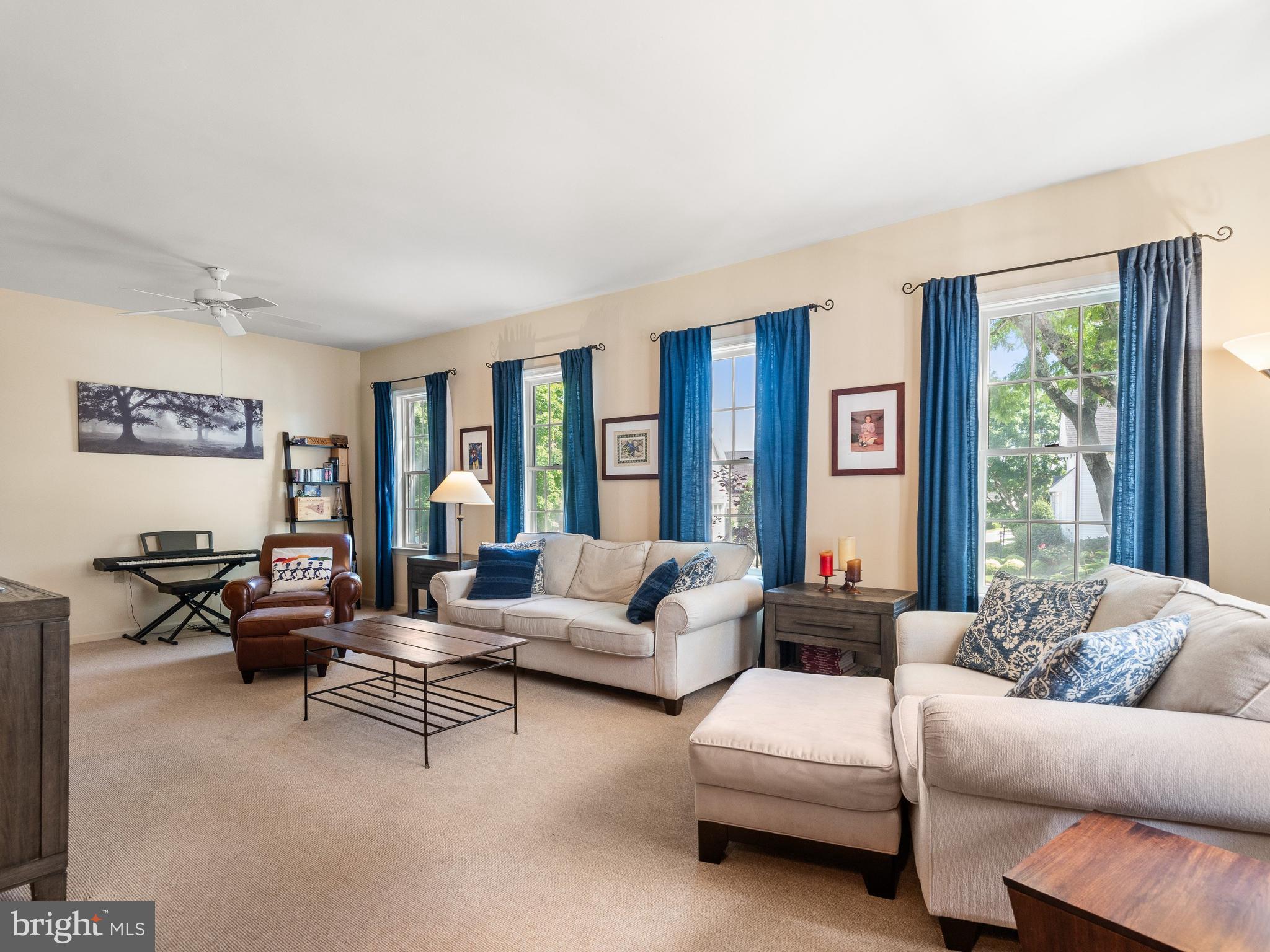 EAGLEVIEW - Residential