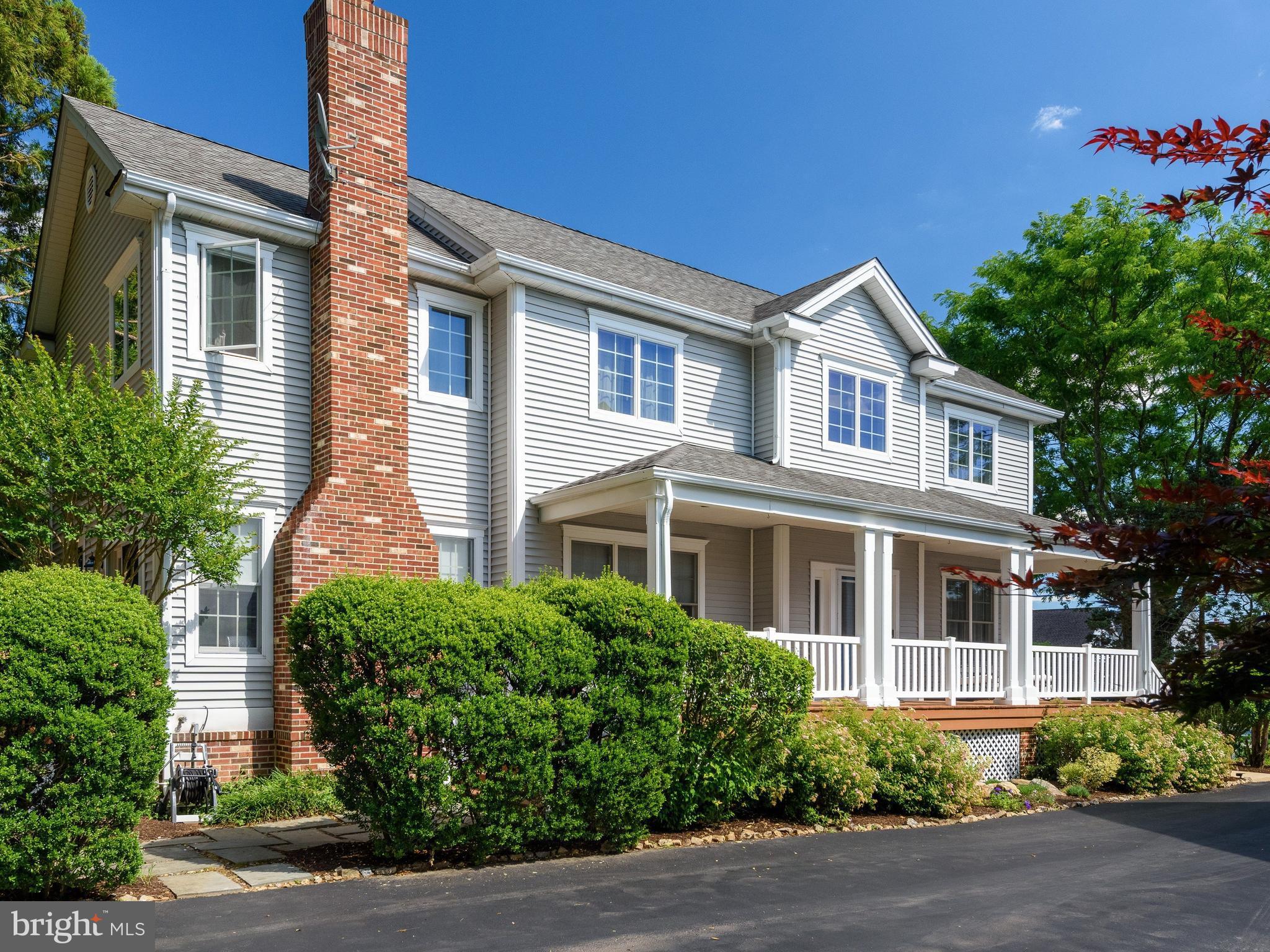 EAGLEVIEW - Residential