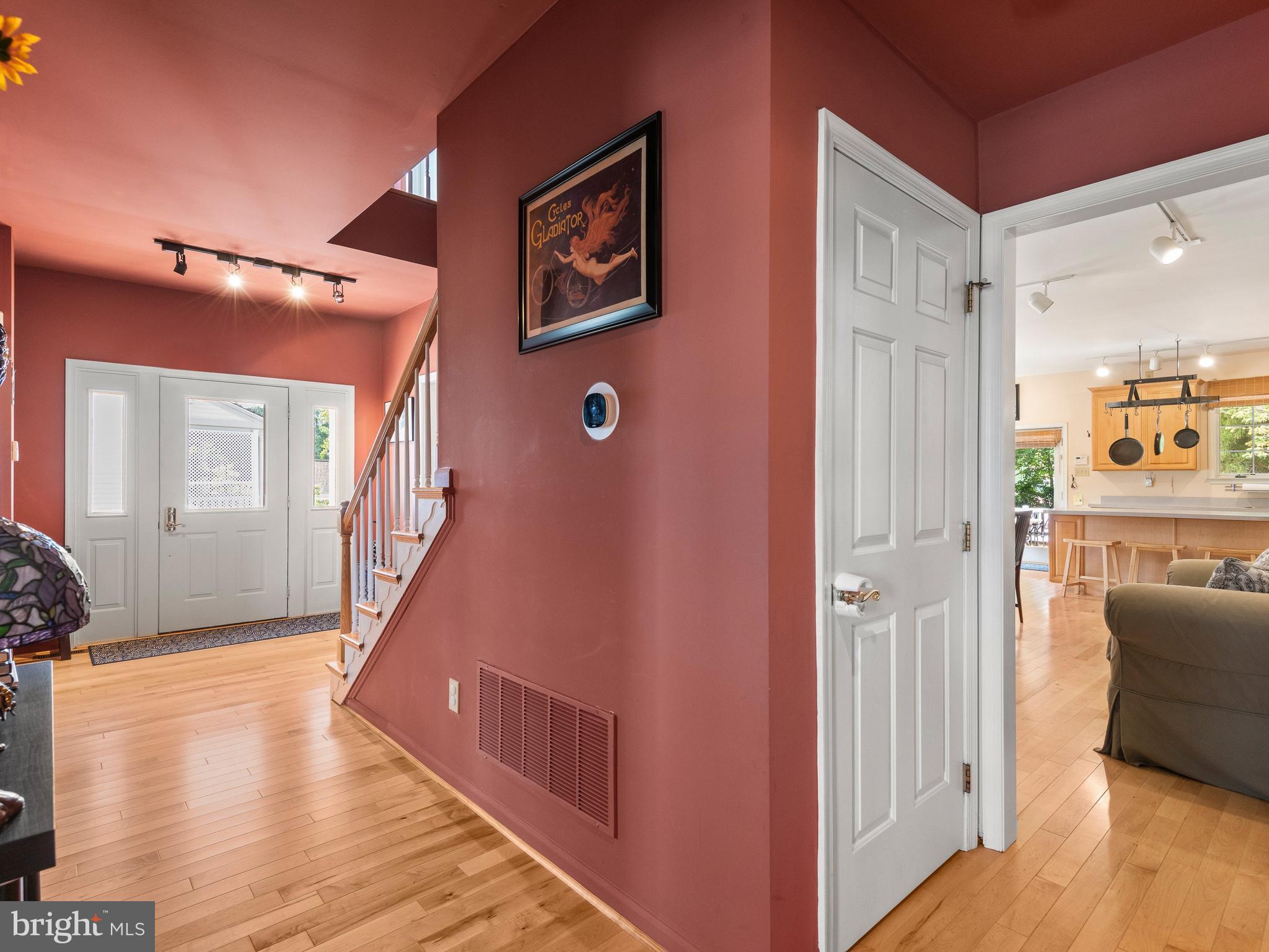 EAGLEVIEW - Residential