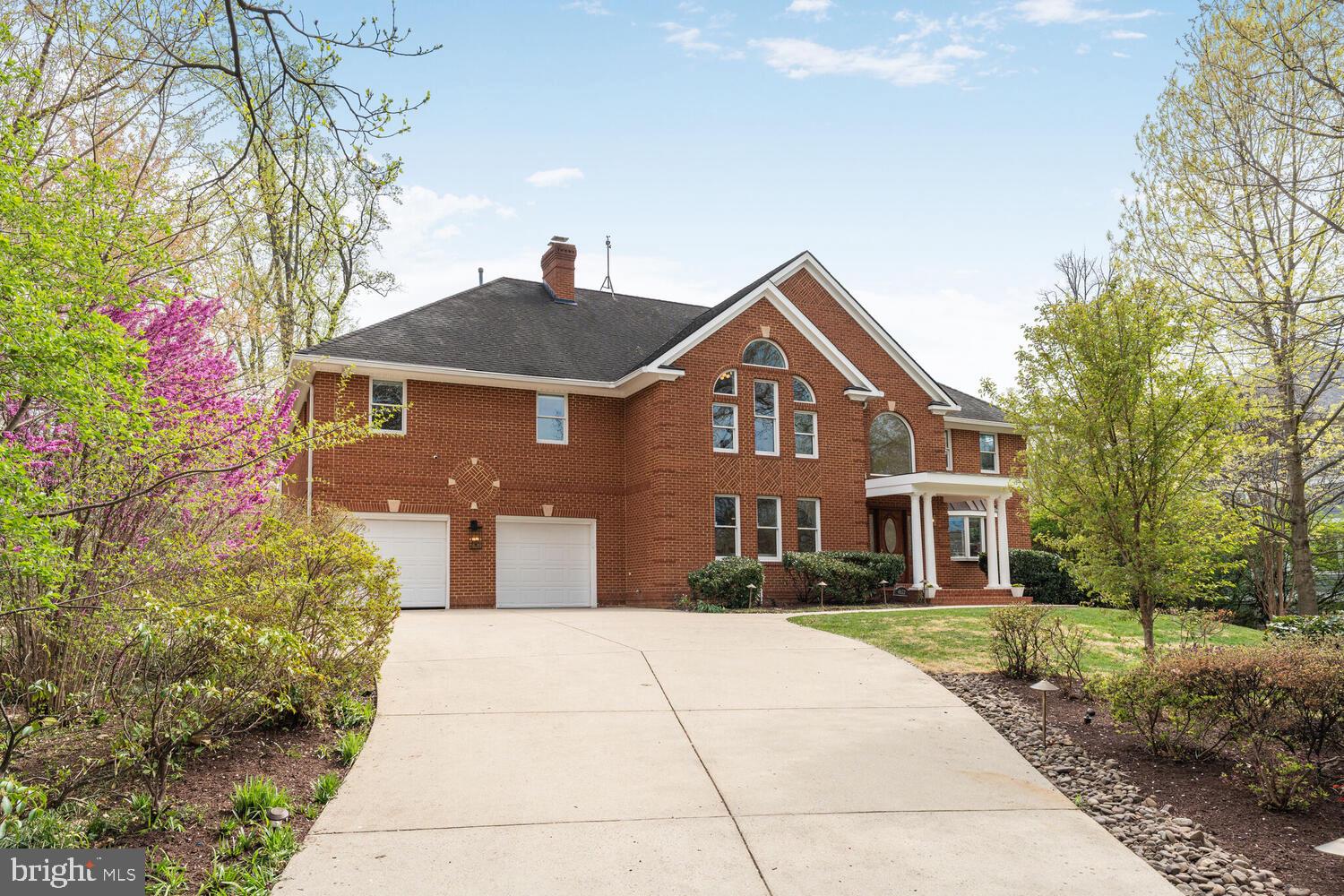 COUNTRY CLUB HILLS - Residential