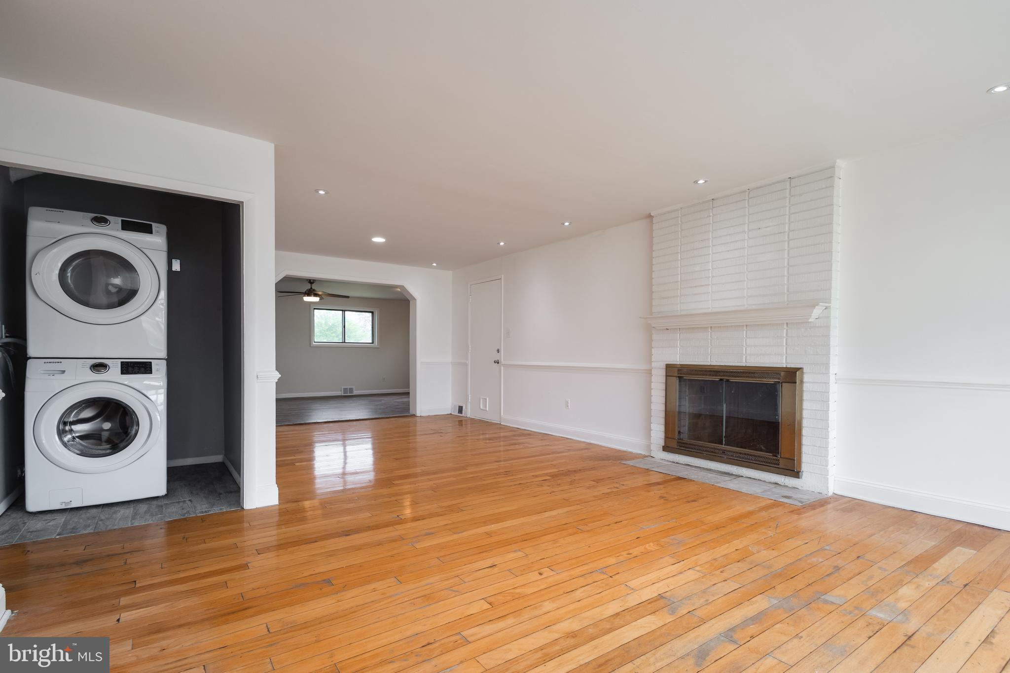 ROSE HILL FARMS - Residential
