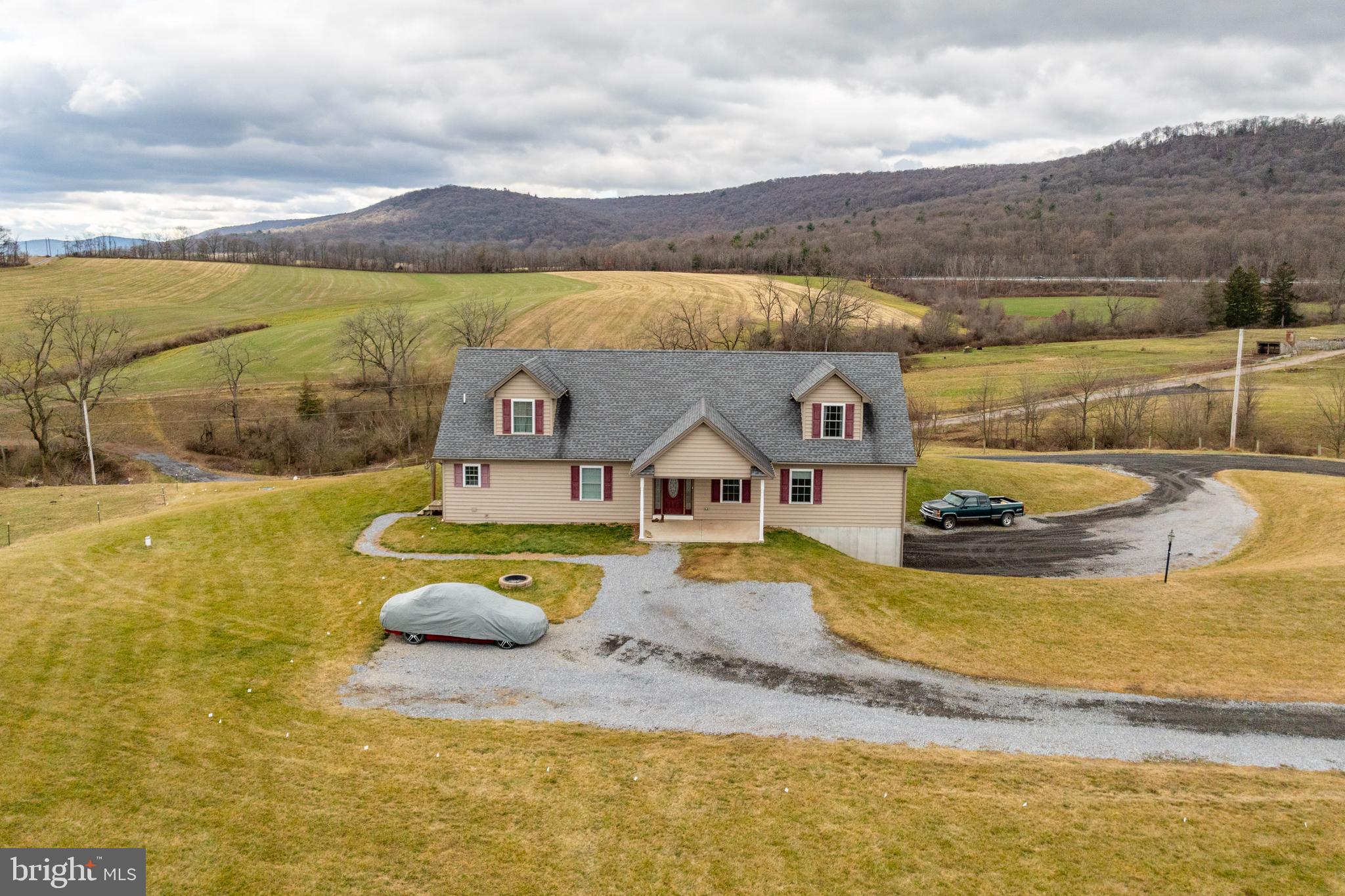 PINE GROVE - Farm