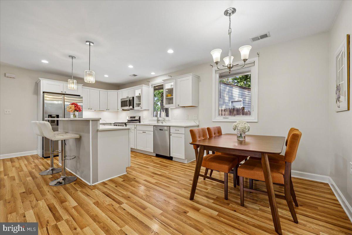 NEW HAMPSHIRE ESTATES - Residential