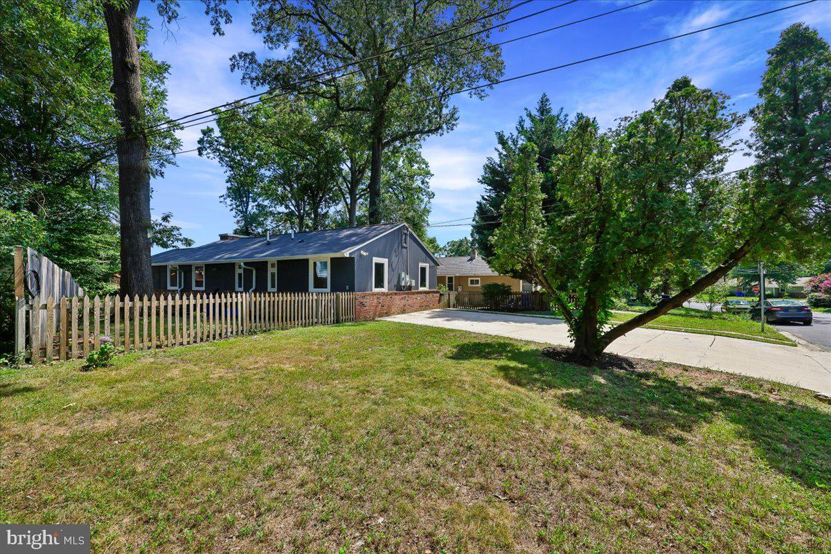 NEW HAMPSHIRE ESTATES - Residential