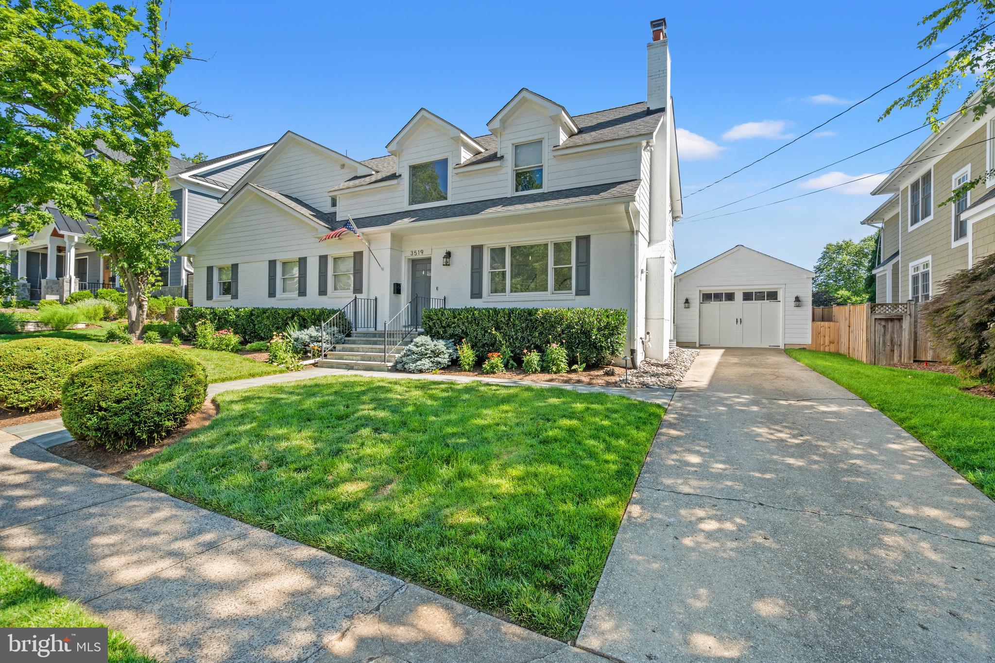 WILLIAMSBURG VILLAGE - Residential