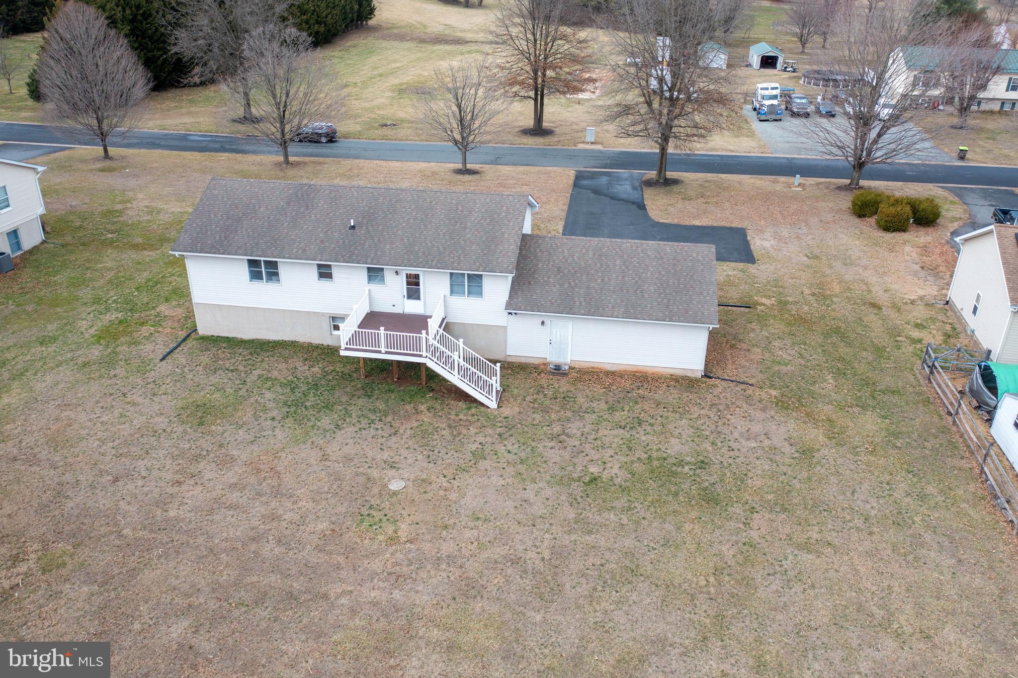 MONTGOMERYS INDEPENDENCE - Residential