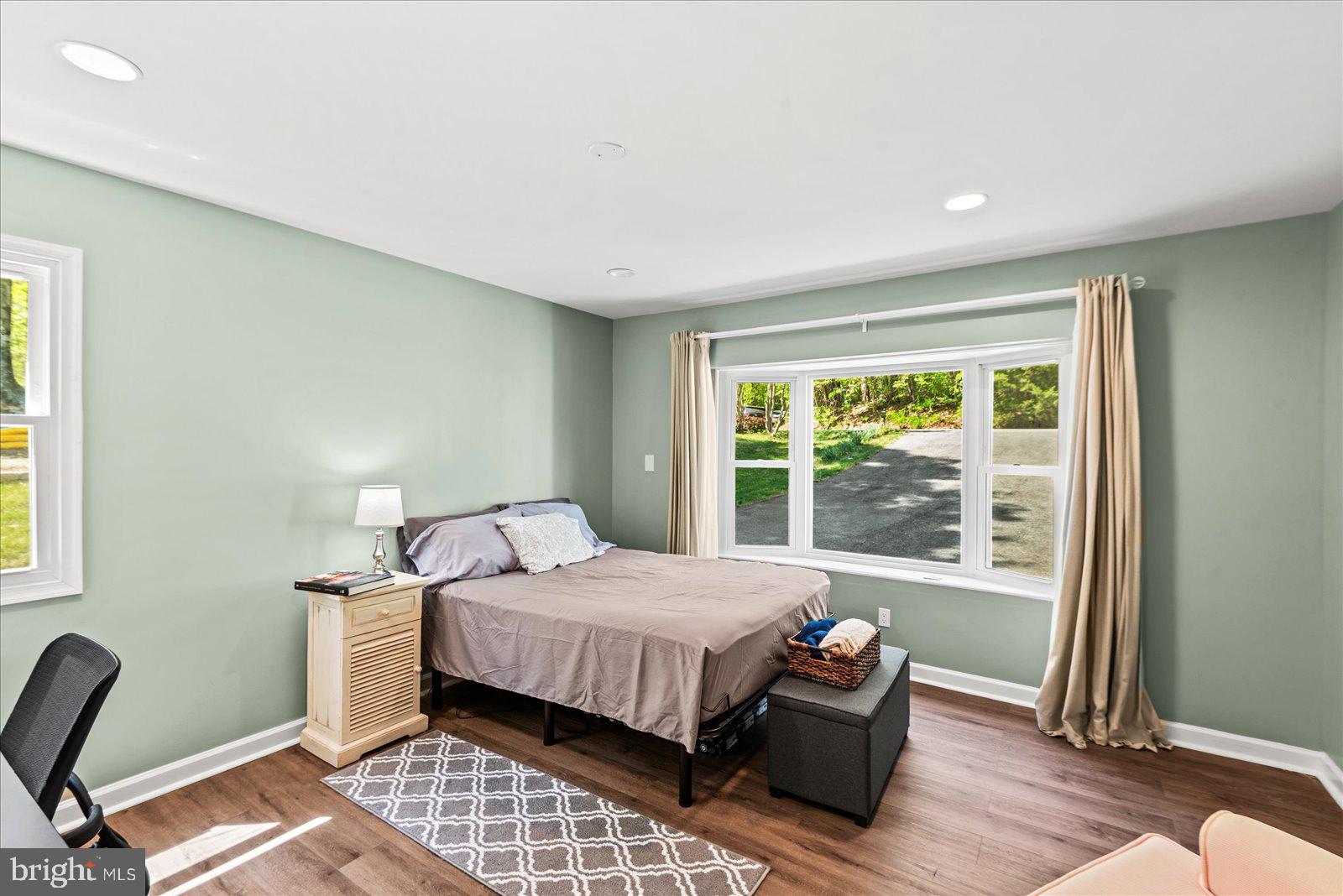LAKE CAROLINE - Residential