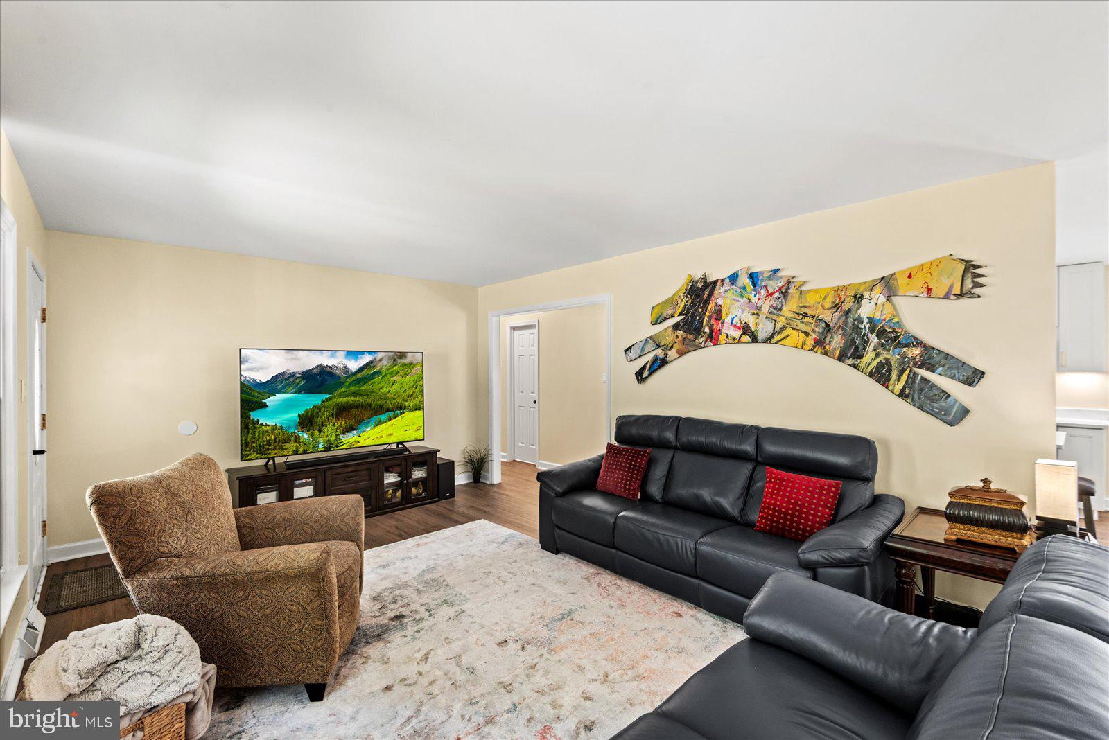 LAKE CAROLINE - Residential