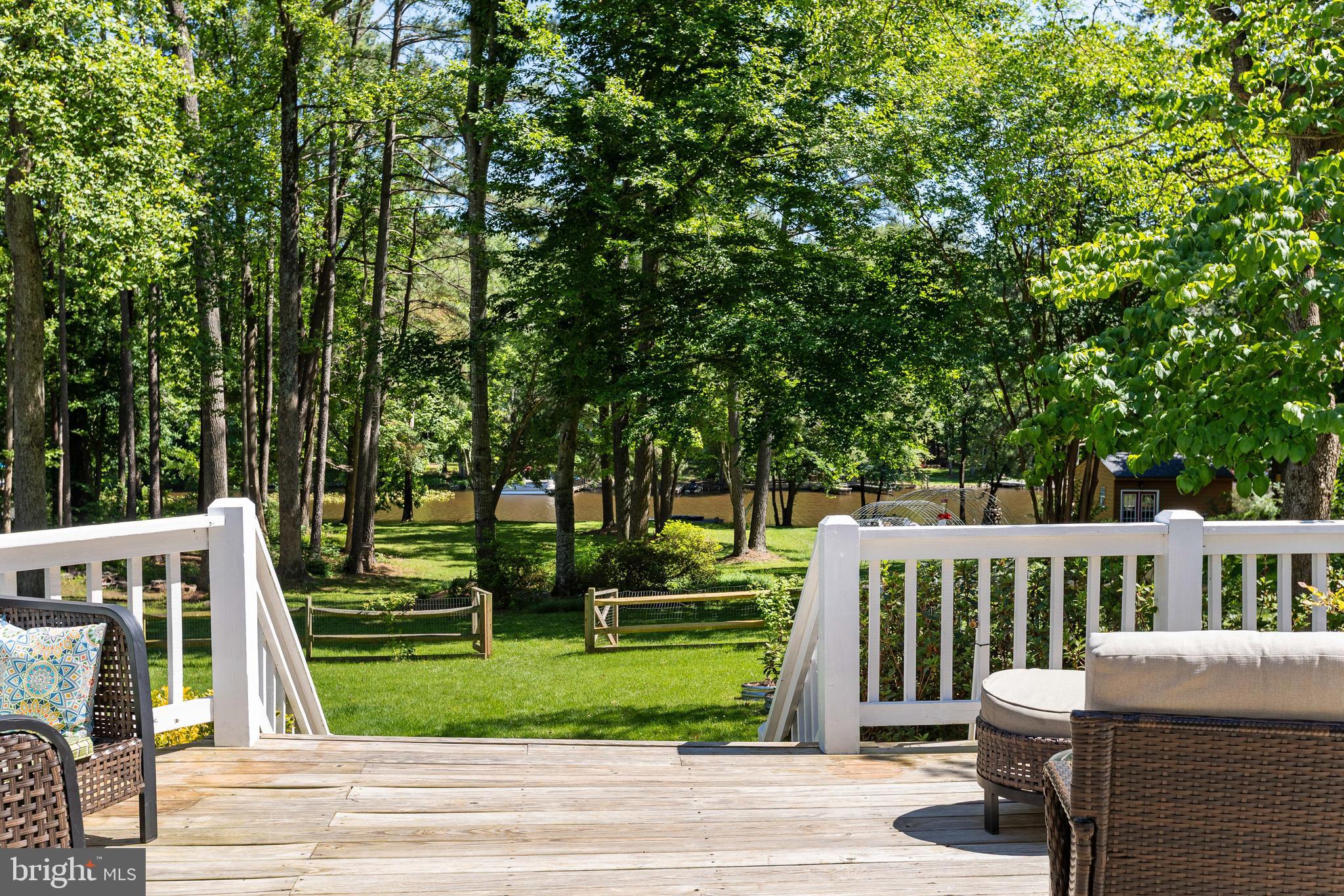 LAKE CAROLINE - Residential