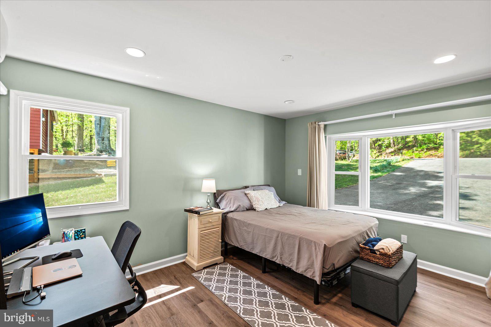 LAKE CAROLINE - Residential