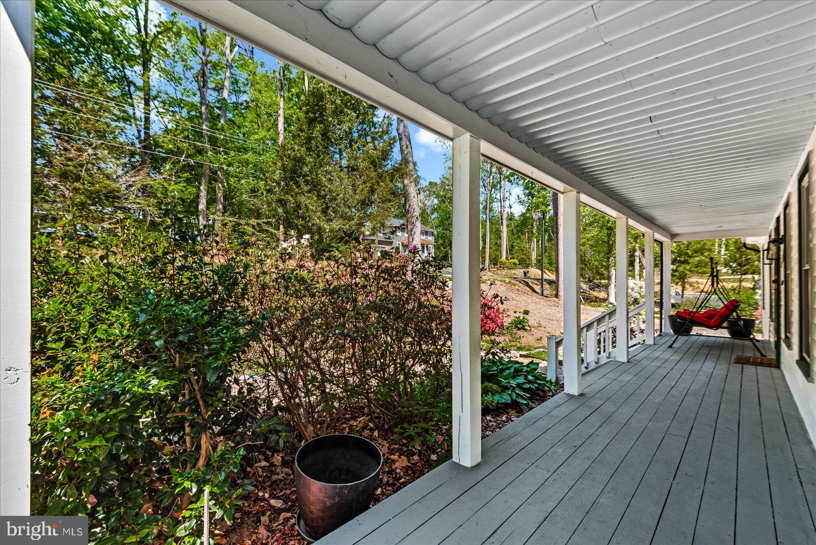 LAKE CAROLINE - Residential
