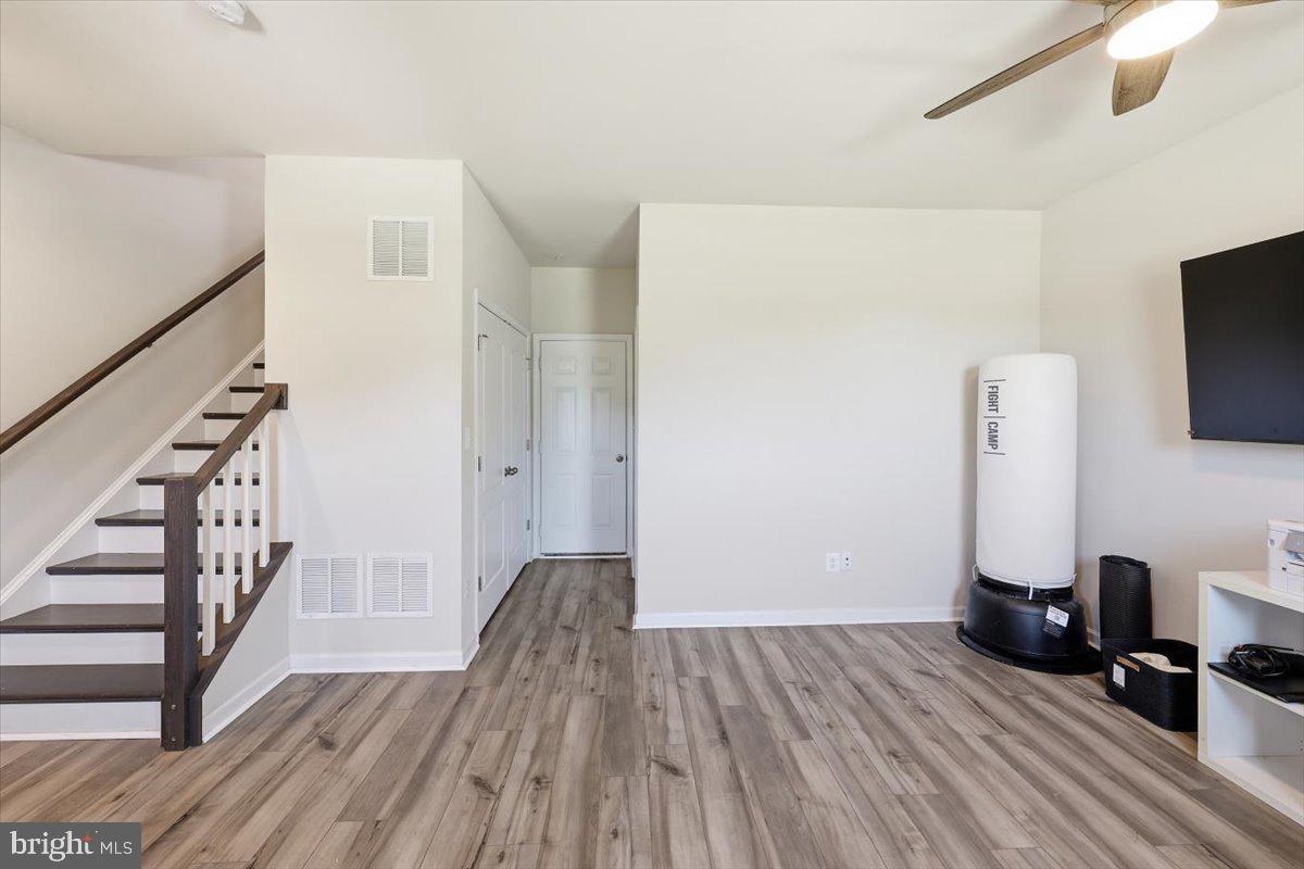 TUSCARORA CREEK - Residential