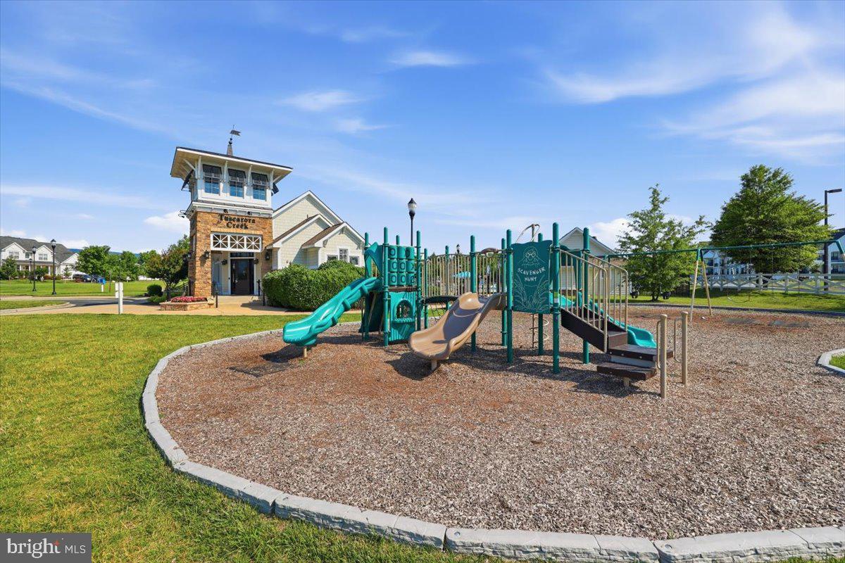 TUSCARORA CREEK - Residential