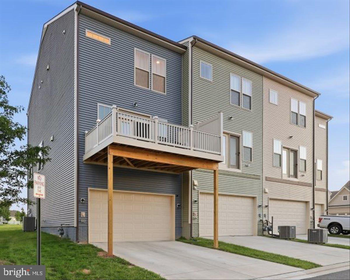 TUSCARORA CREEK - Residential