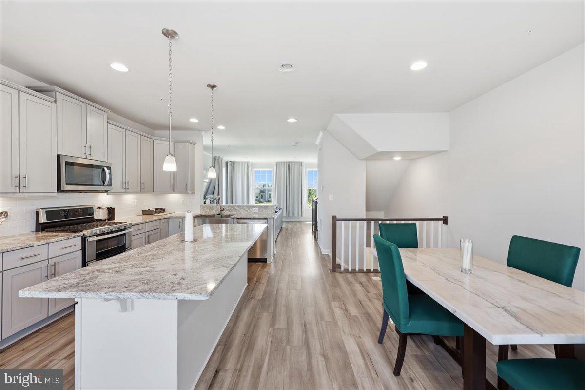 TUSCARORA CREEK - Residential