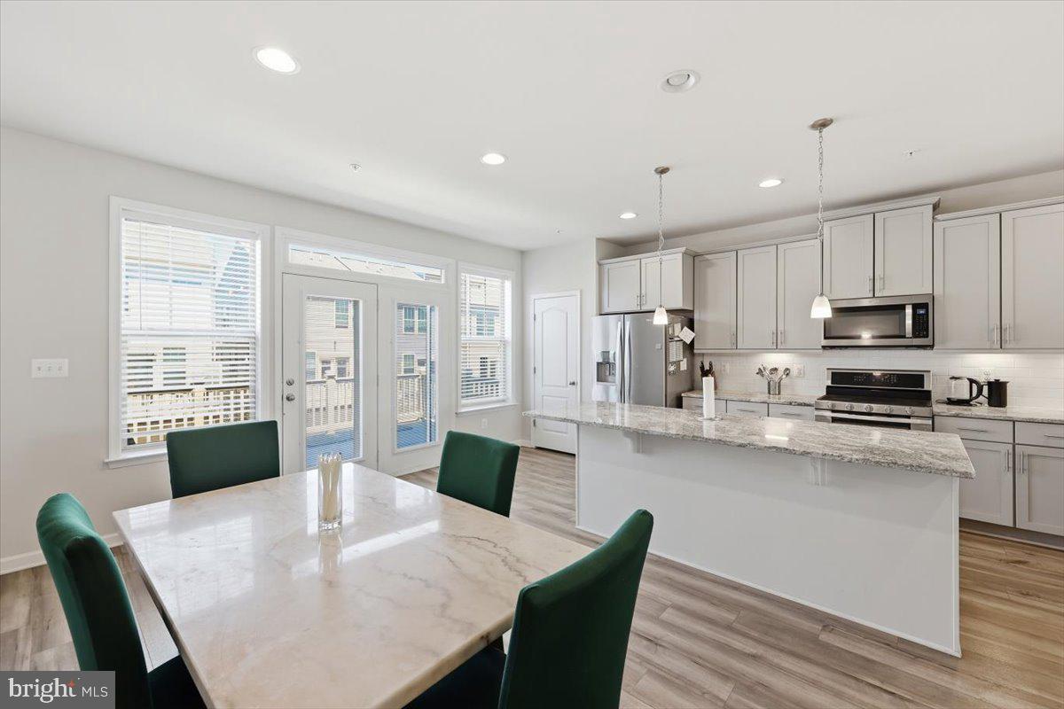 TUSCARORA CREEK - Residential