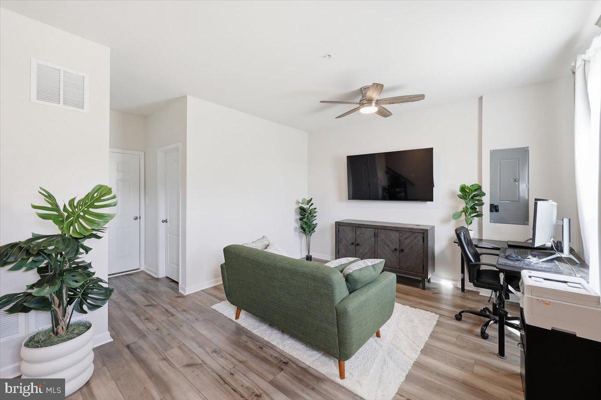 TUSCARORA CREEK - Residential