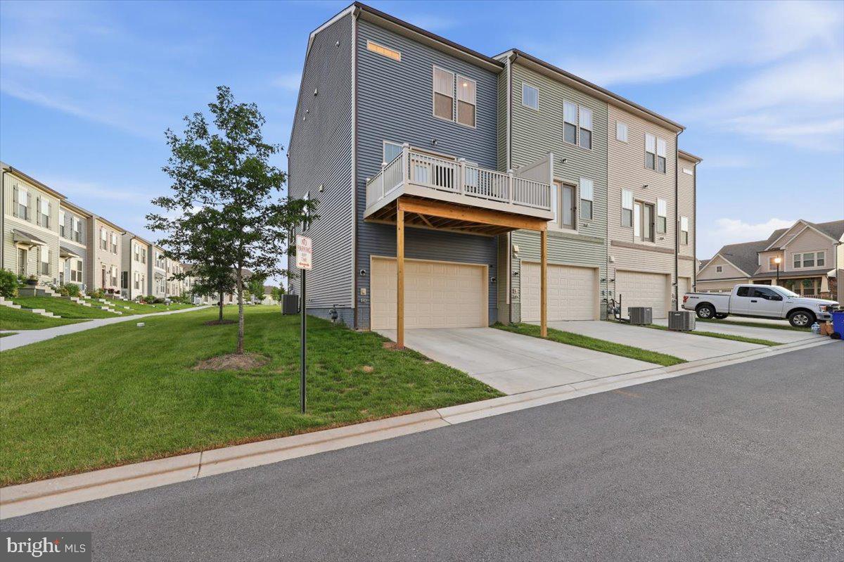 TUSCARORA CREEK - Residential