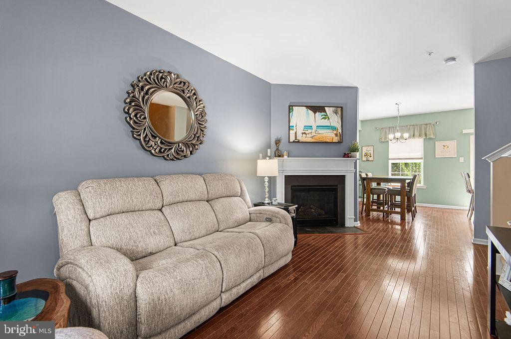 CARRIAGE HILL - Residential