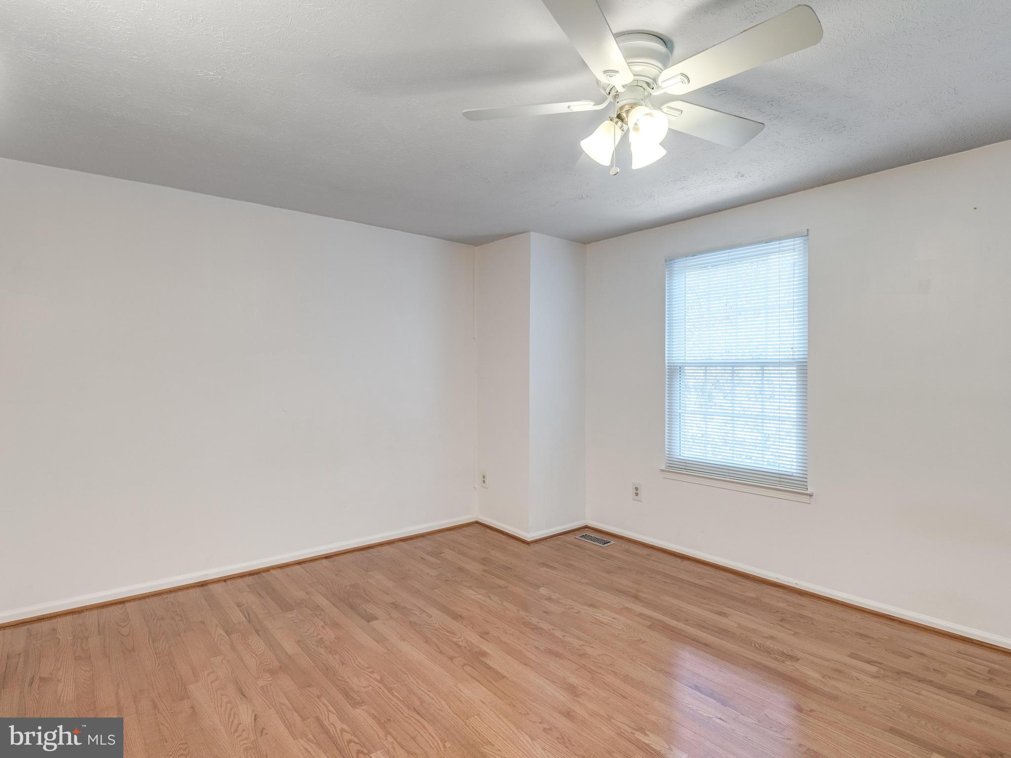 RESTON - Residential Lease